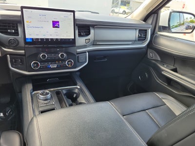 2023 Ford Expedition XLT