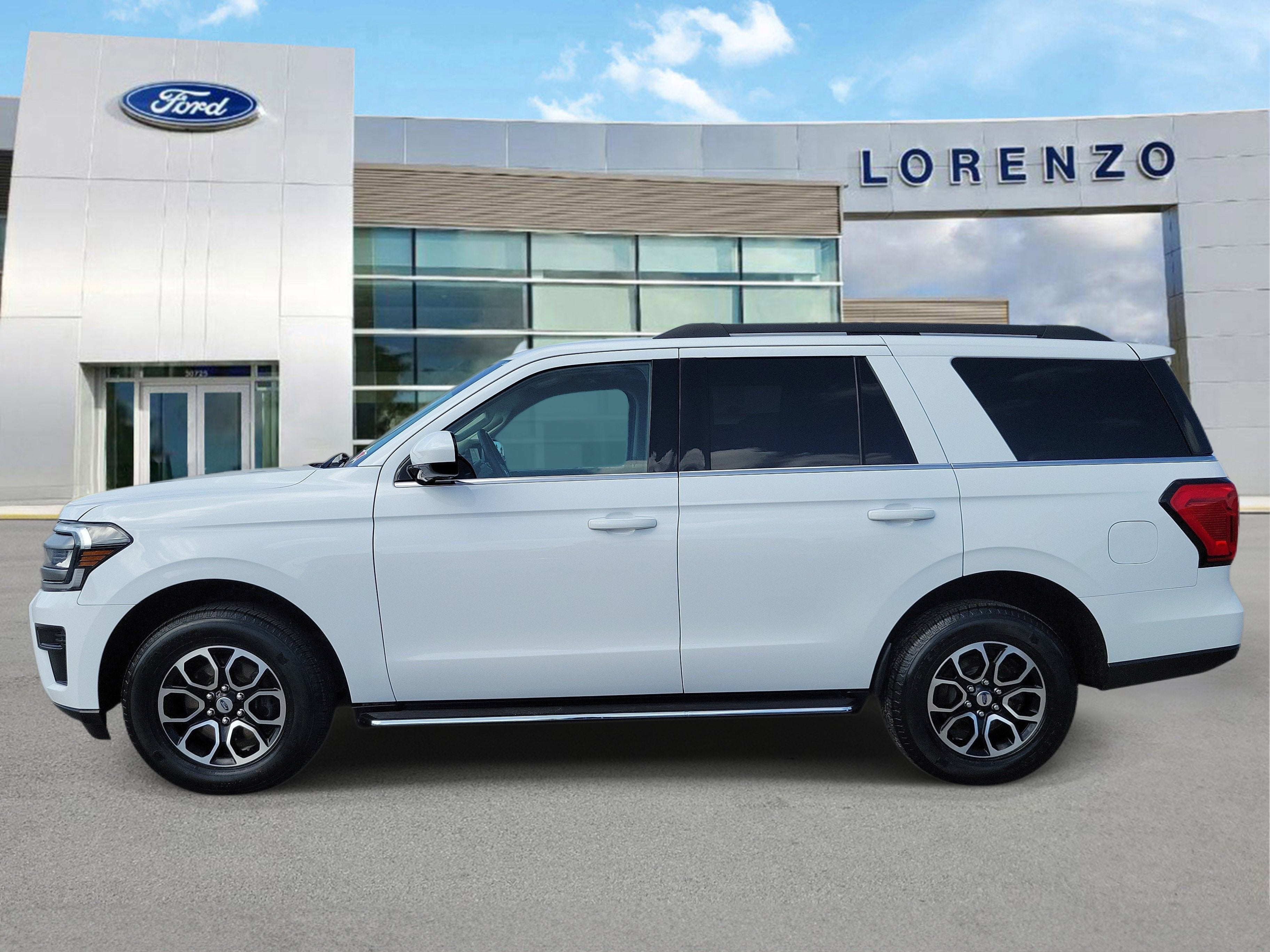 2023 Ford Expedition XLT