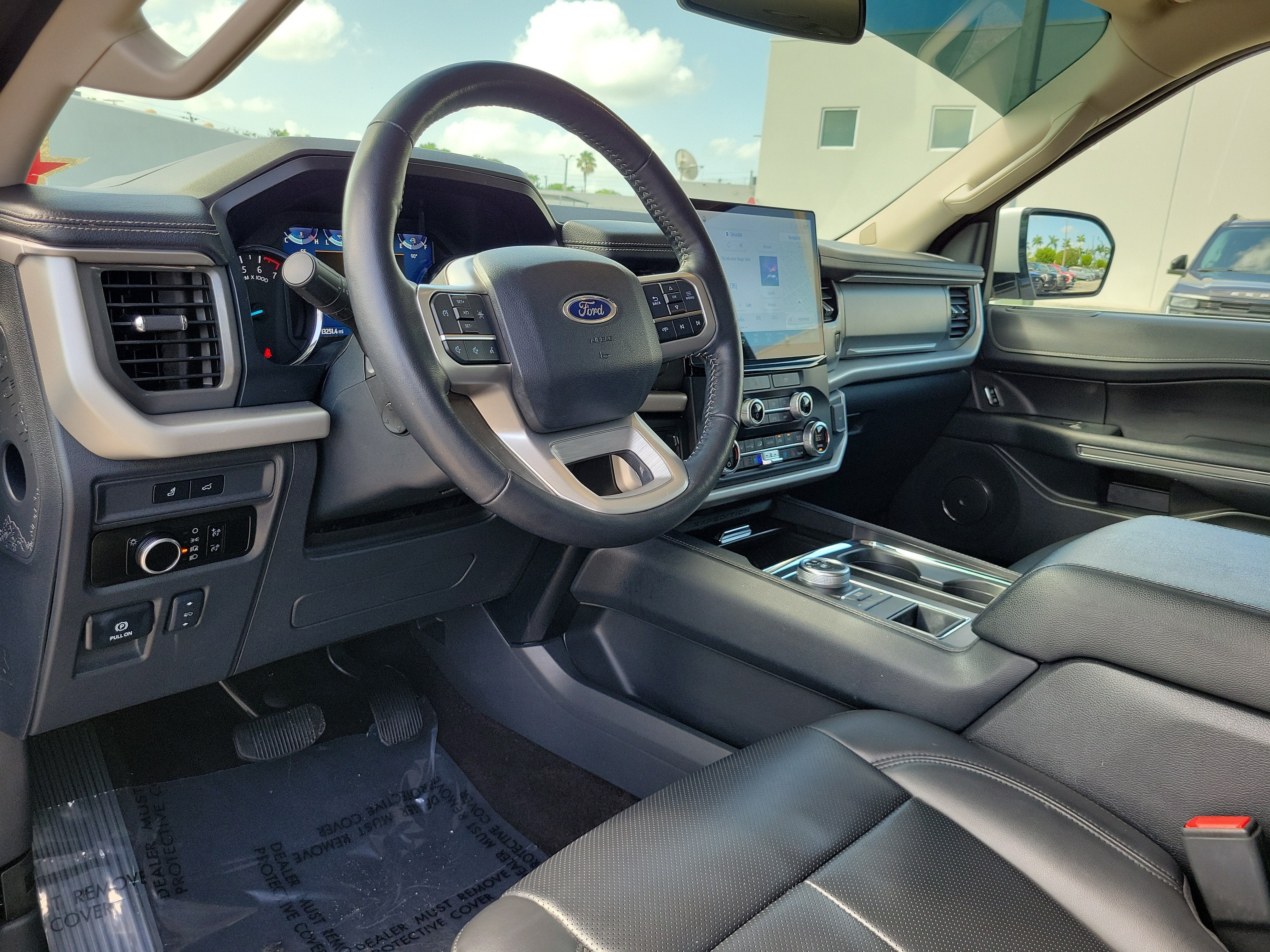 2023 Ford Expedition XLT