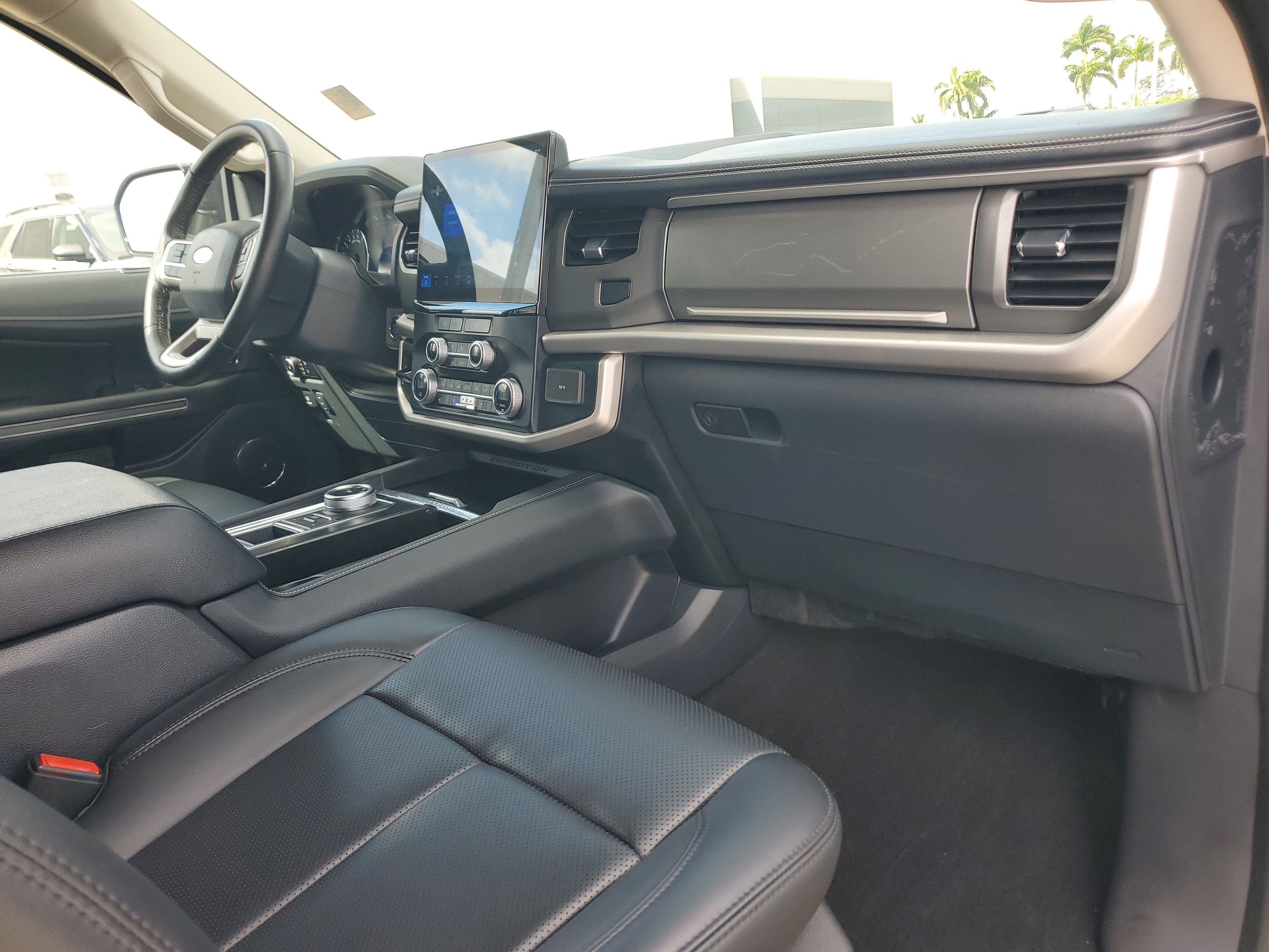 2024 Ford Expedition XLT