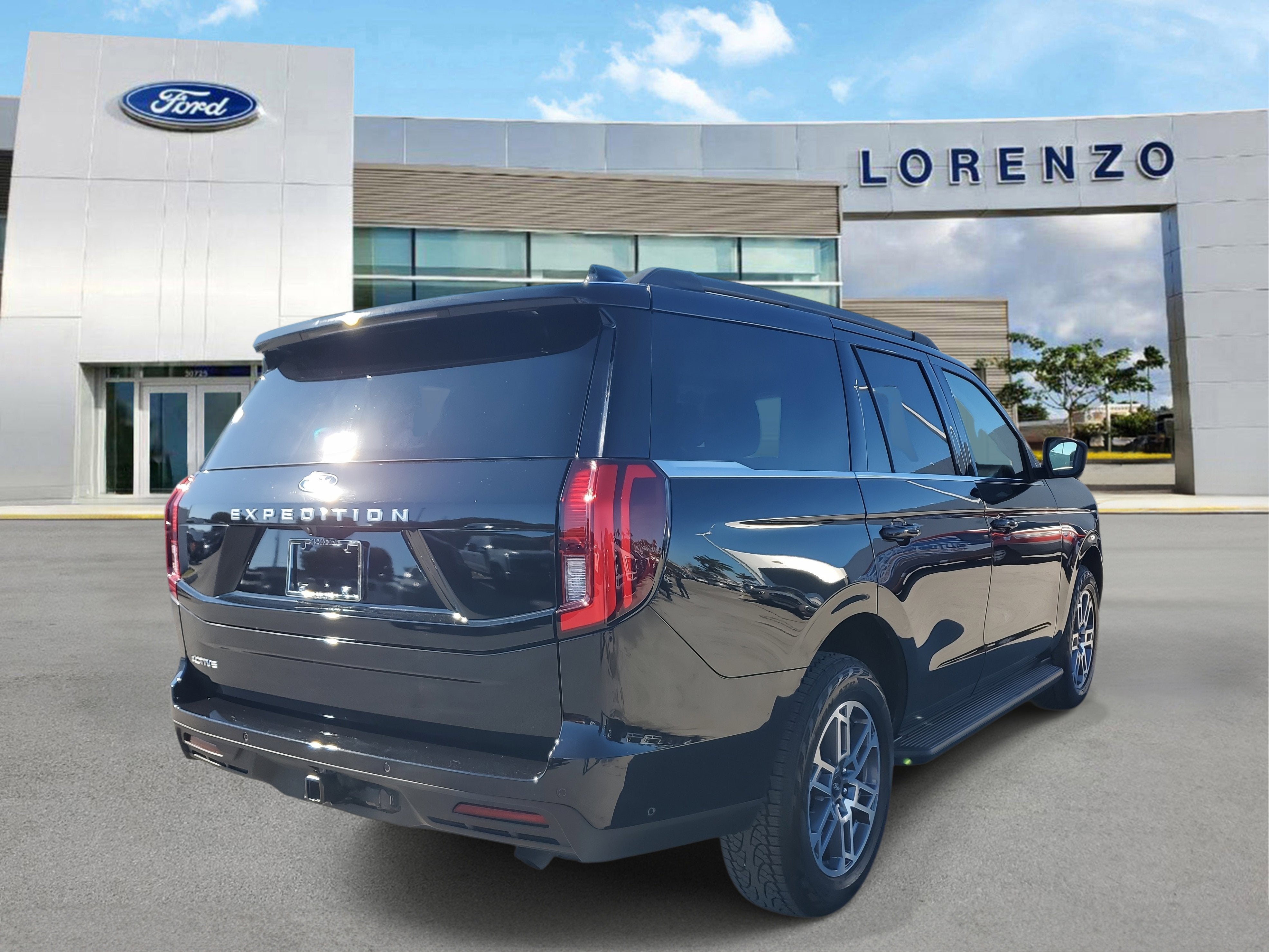 2025 Ford Expedition Active