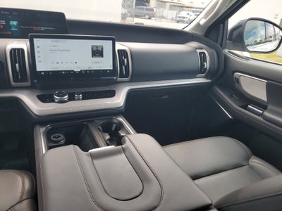 2025 Ford Expedition Active 4WD