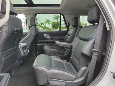 2025 Ford Expedition Platinum 4WD