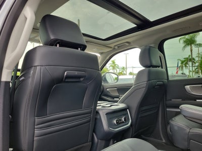 2025 Ford Expedition Platinum 4WD