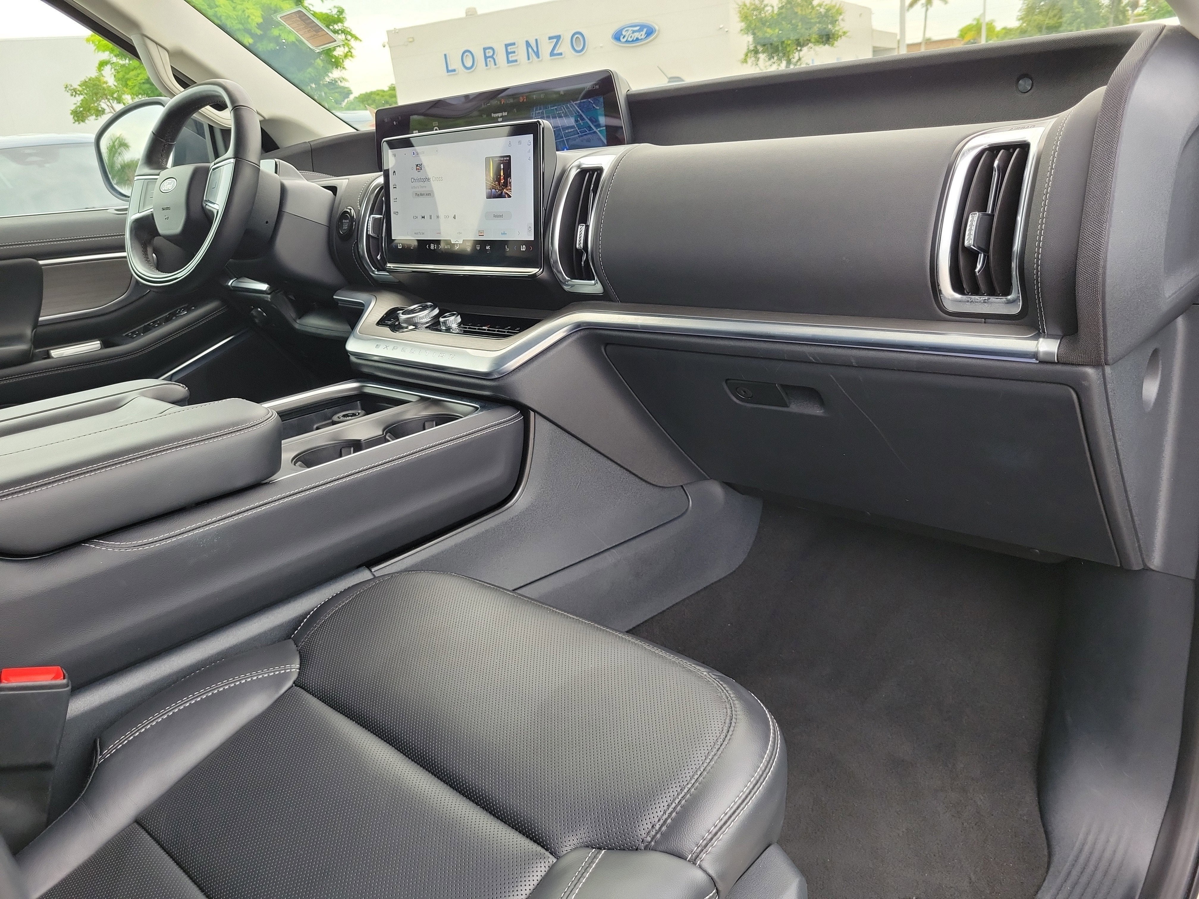 2025 Ford Expedition Platinum 4WD
