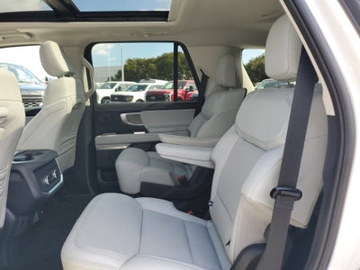 2025 Ford Expedition Platinum 4WD