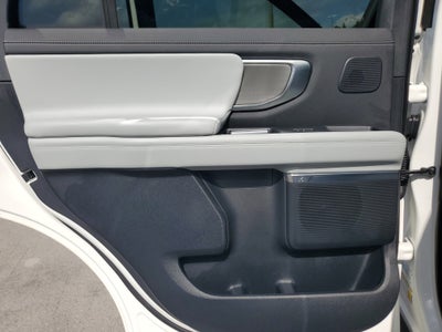 2025 Ford Expedition Platinum 4WD