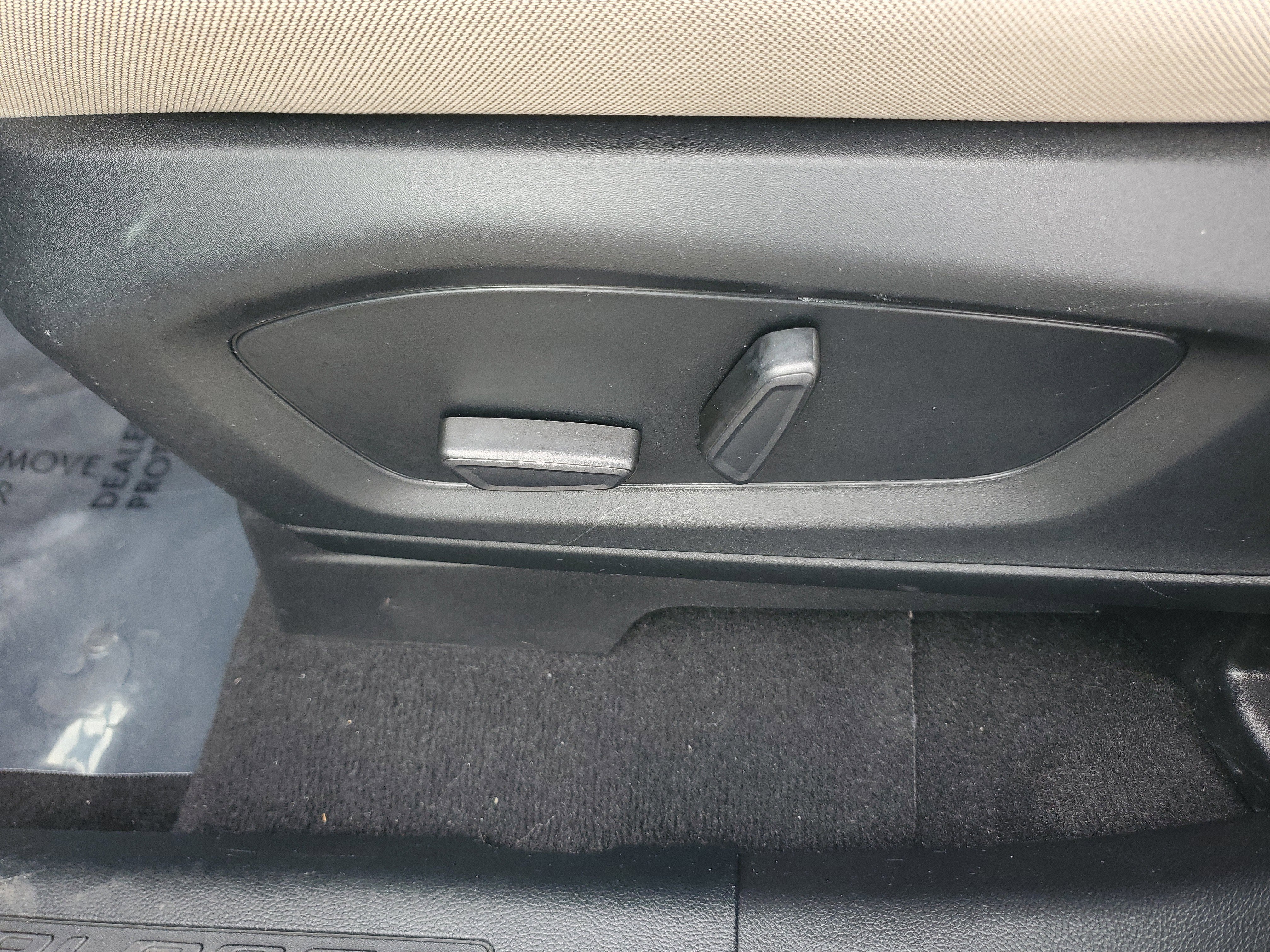 2021 Ford Explorer Base