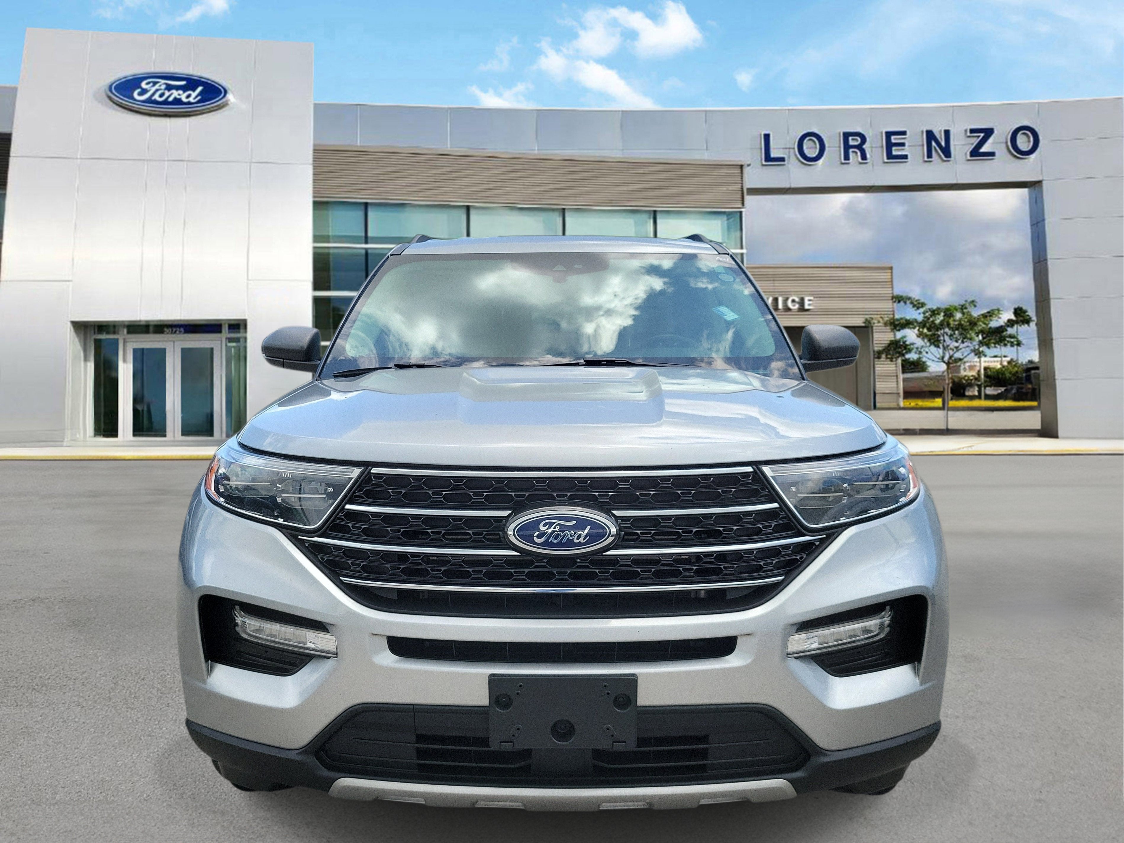 2024 Ford Explorer XLT