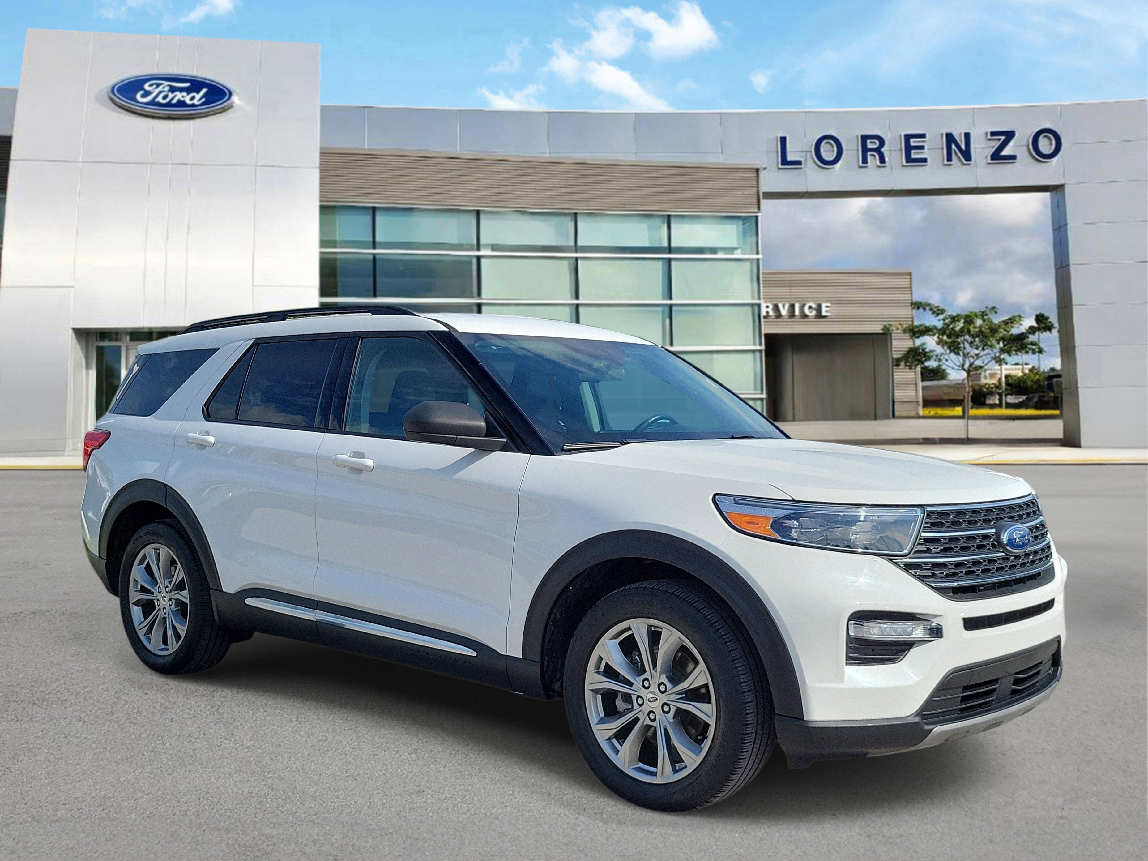 2023 Ford Explorer XLT