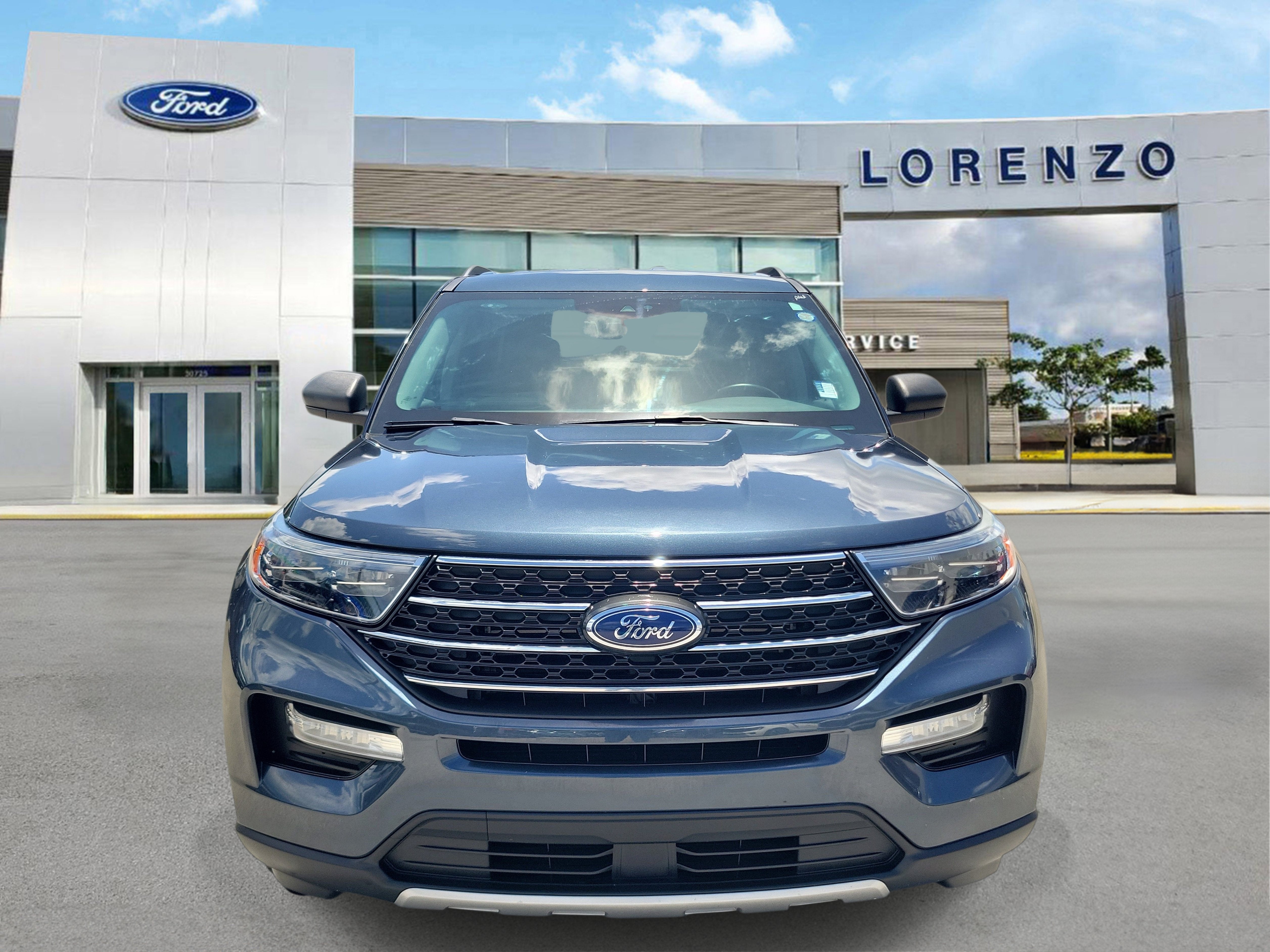 2023 Ford Explorer XLT