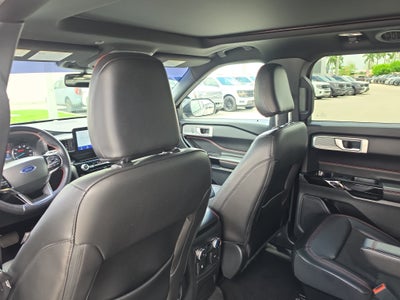 2022 Ford Explorer ST-Line