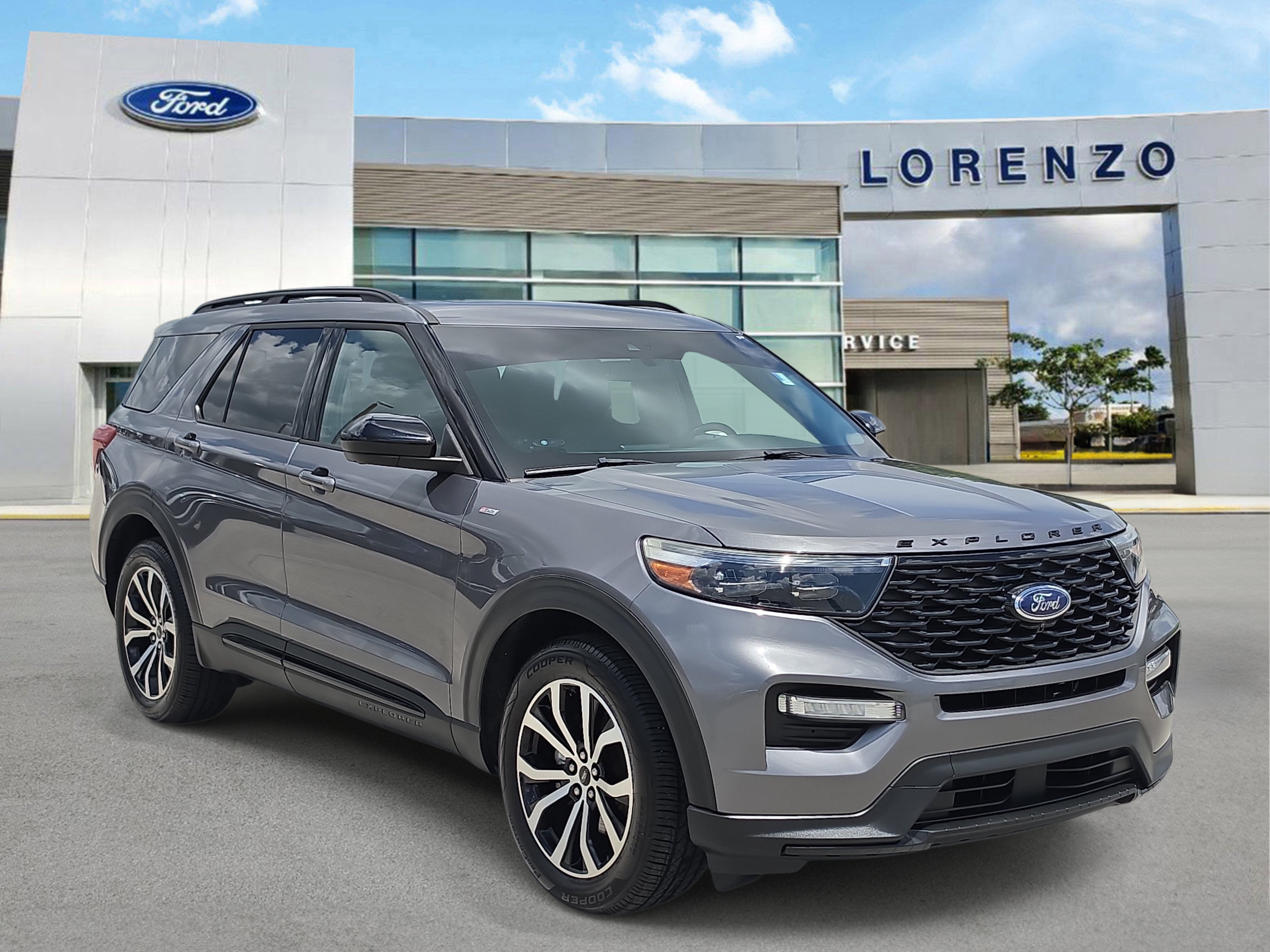 2022 Ford Explorer ST-Line