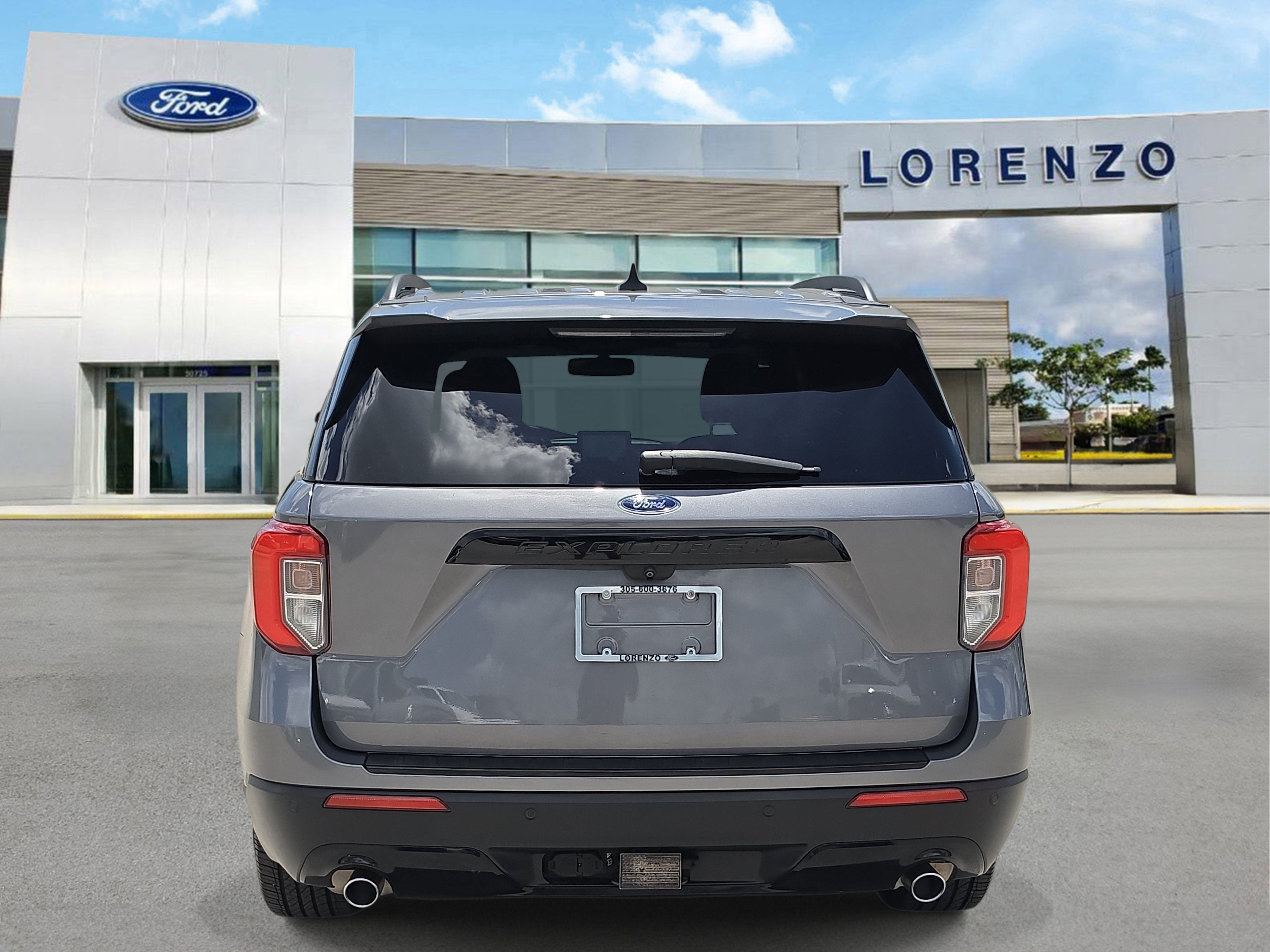 2022 Ford Explorer ST-Line