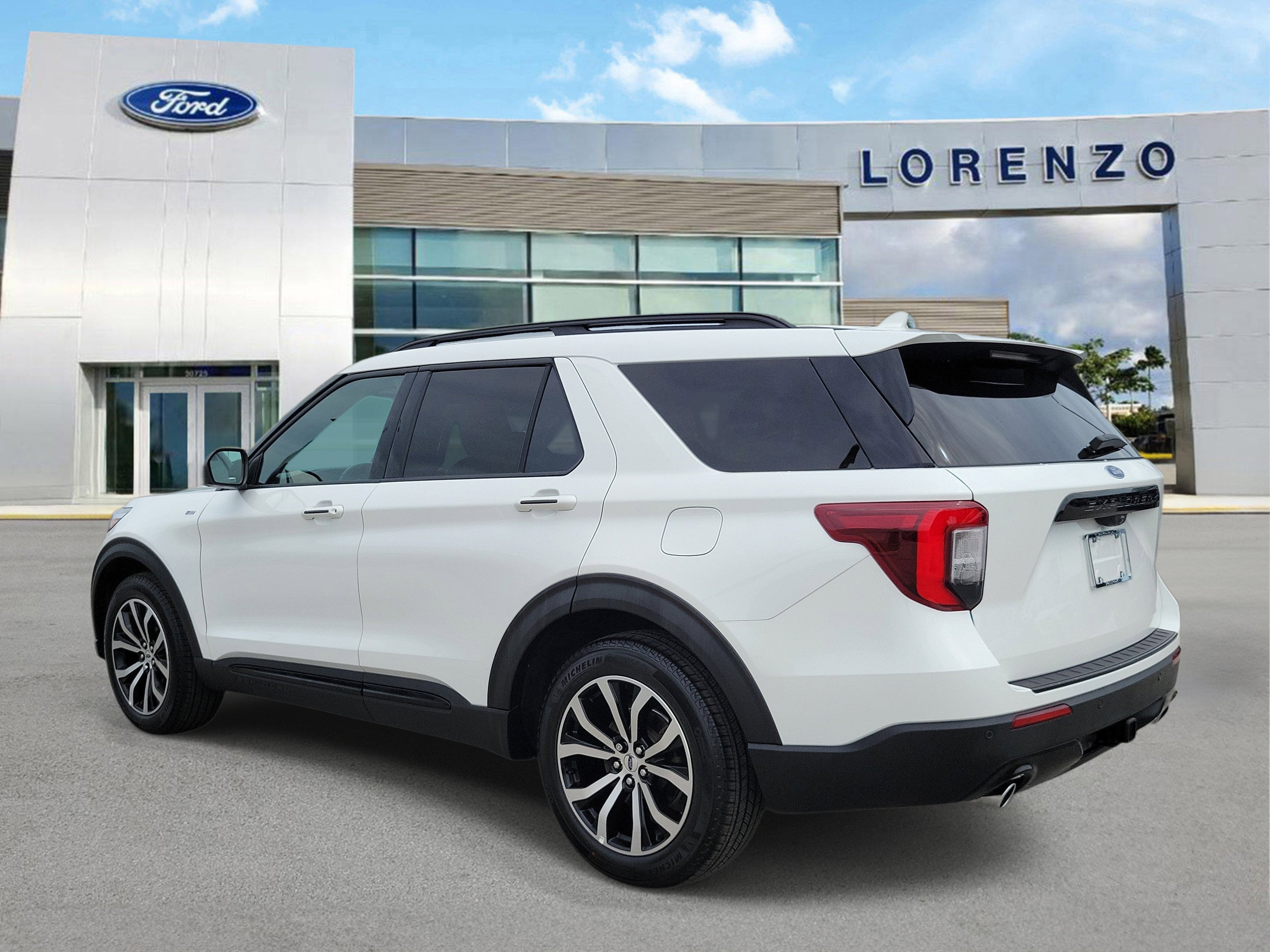 2023 Ford Explorer ST-Line