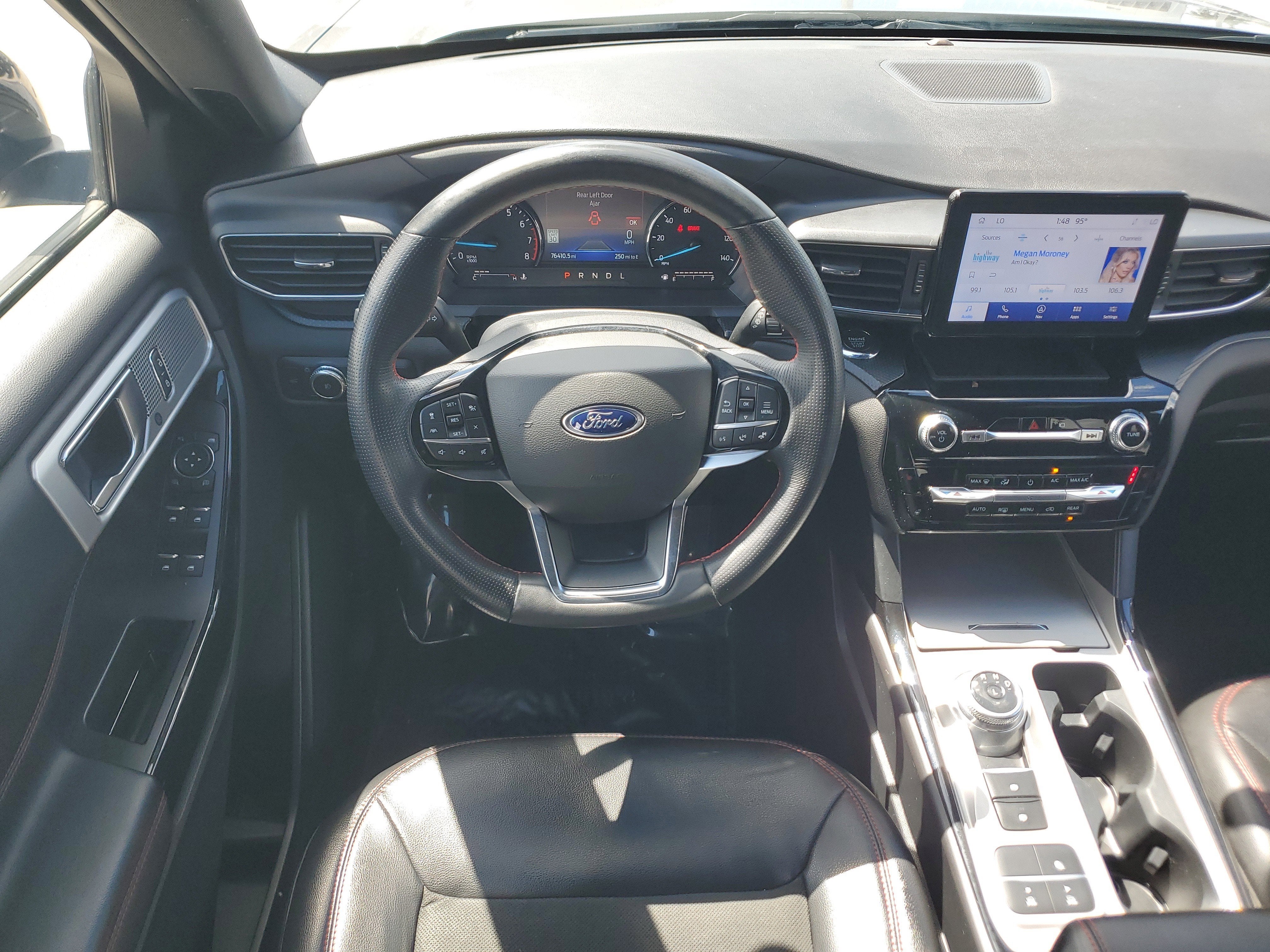 2022 Ford Explorer ST-Line