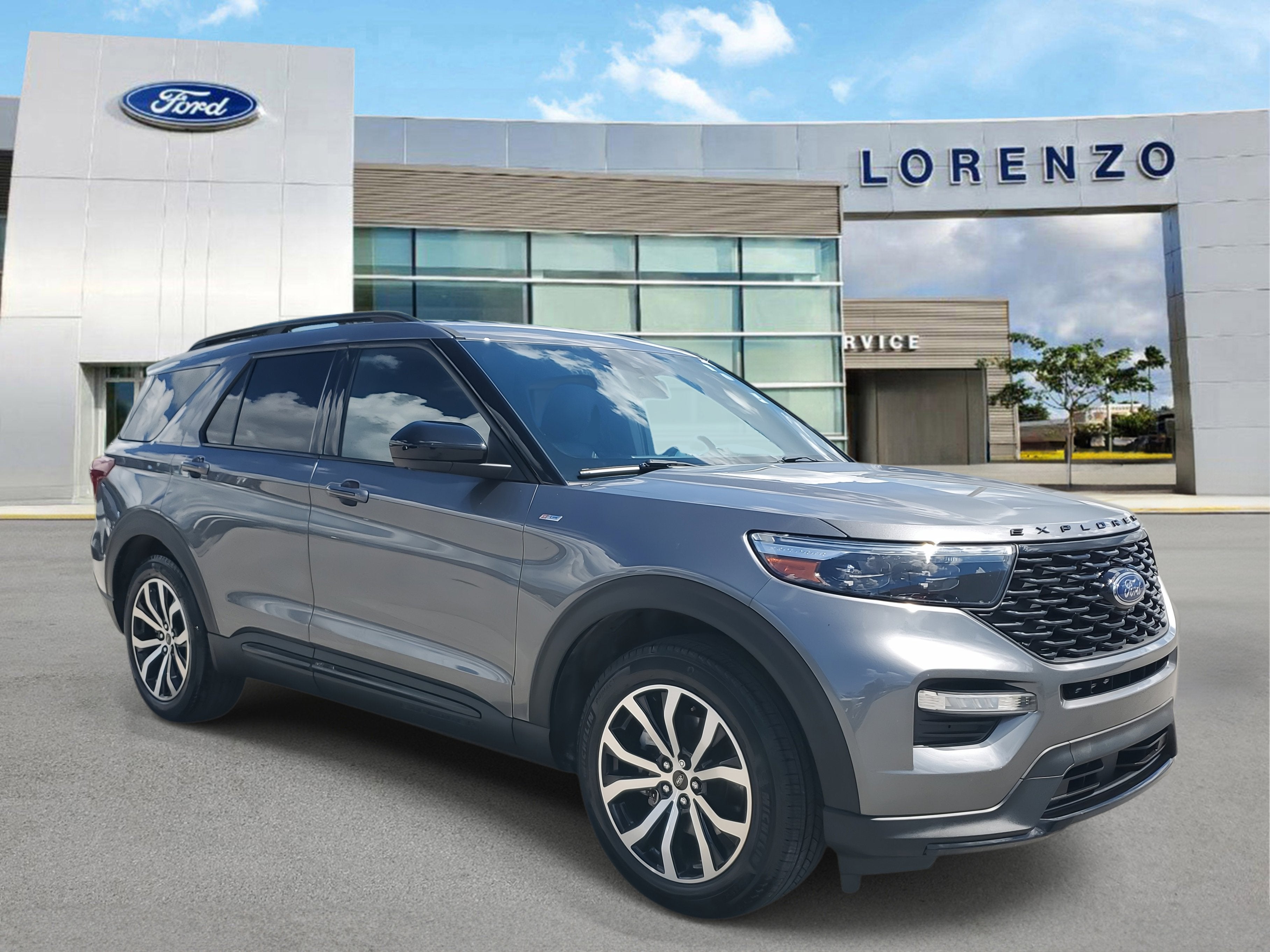 2022 Ford Explorer ST-Line
