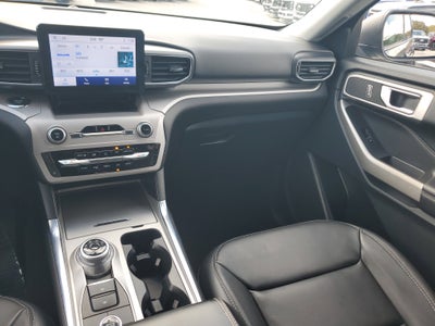 2023 Ford Explorer XLT 4WD