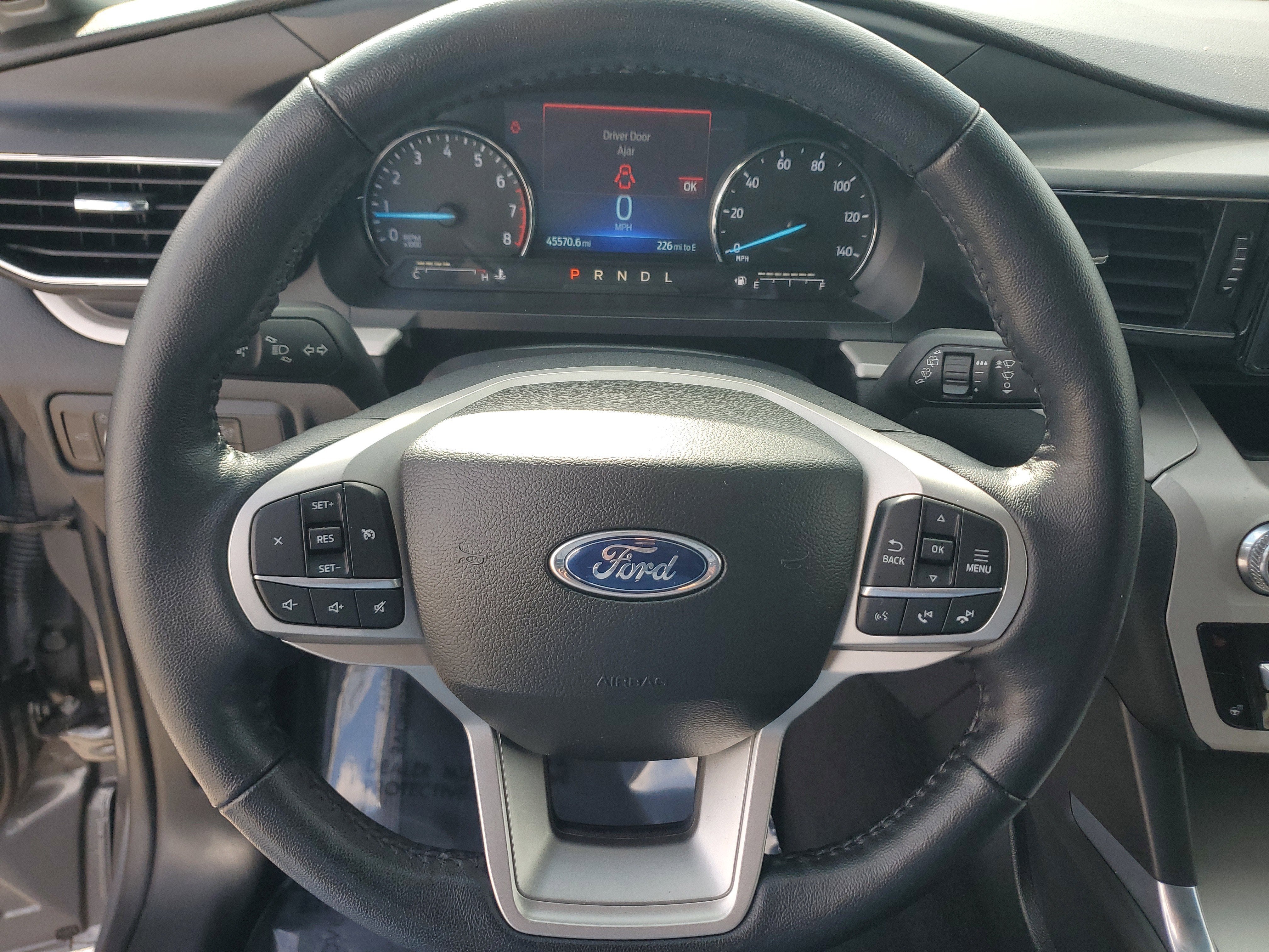 2023 Ford Explorer XLT 4WD