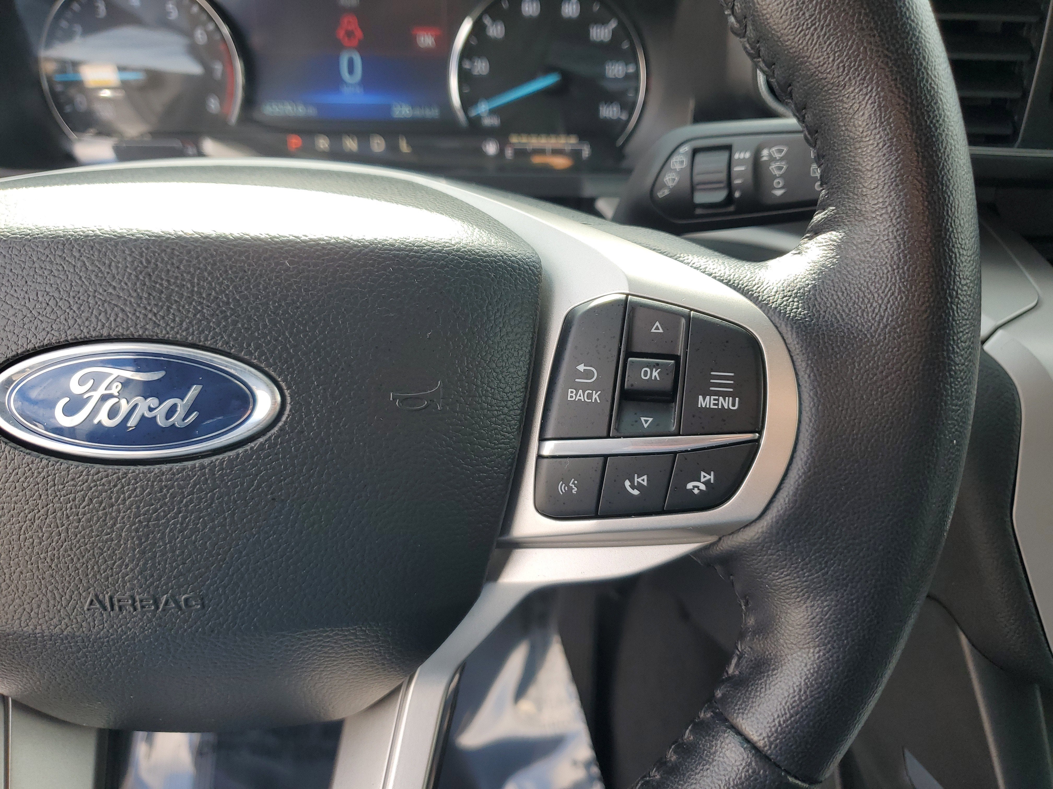 2023 Ford Explorer XLT 4WD