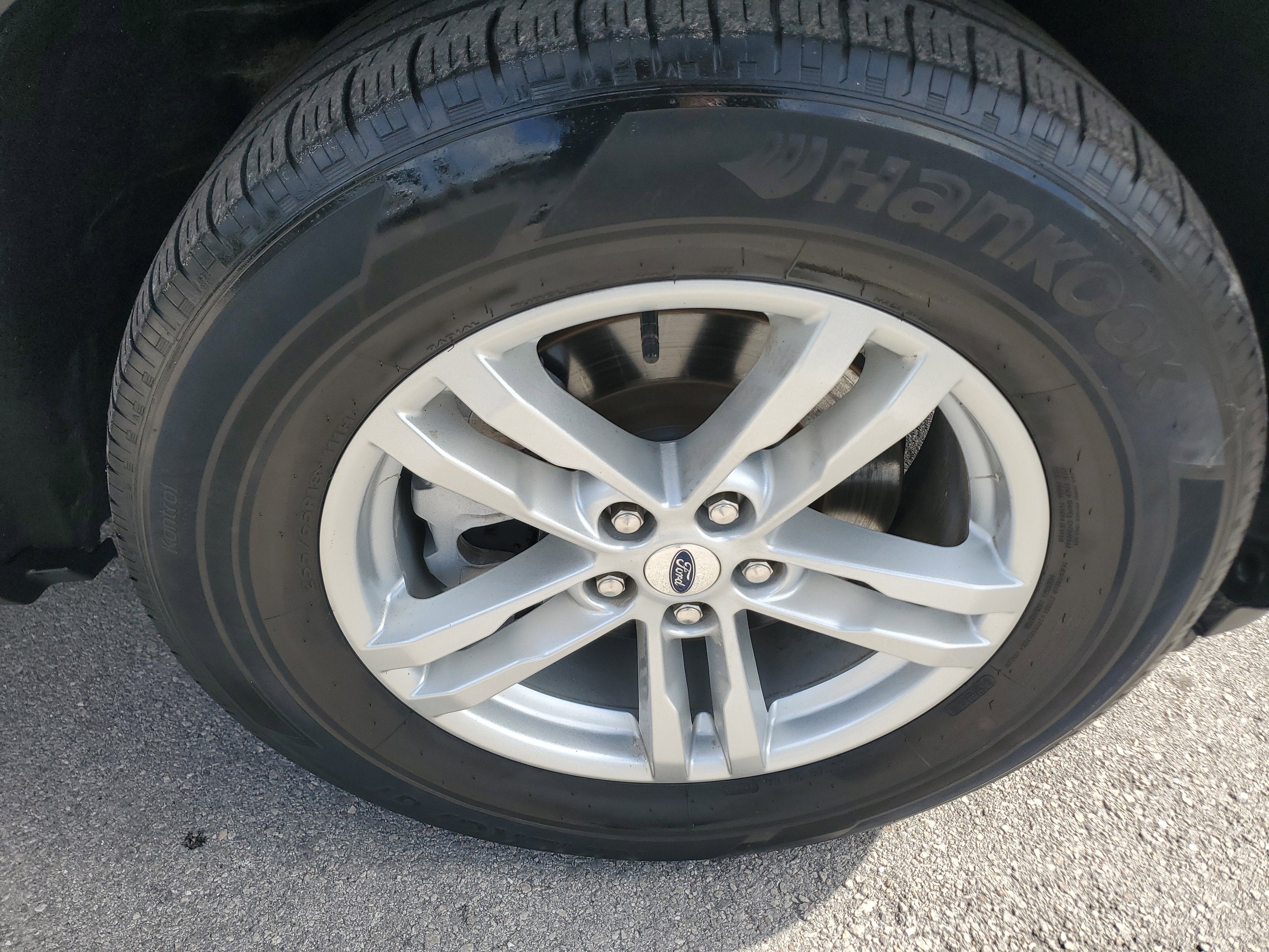 2023 Ford Explorer XLT 4WD