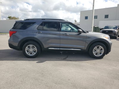 2023 Ford Explorer XLT 4WD
