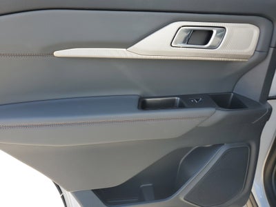 2026 Ford Explorer Active w/100A Pkg