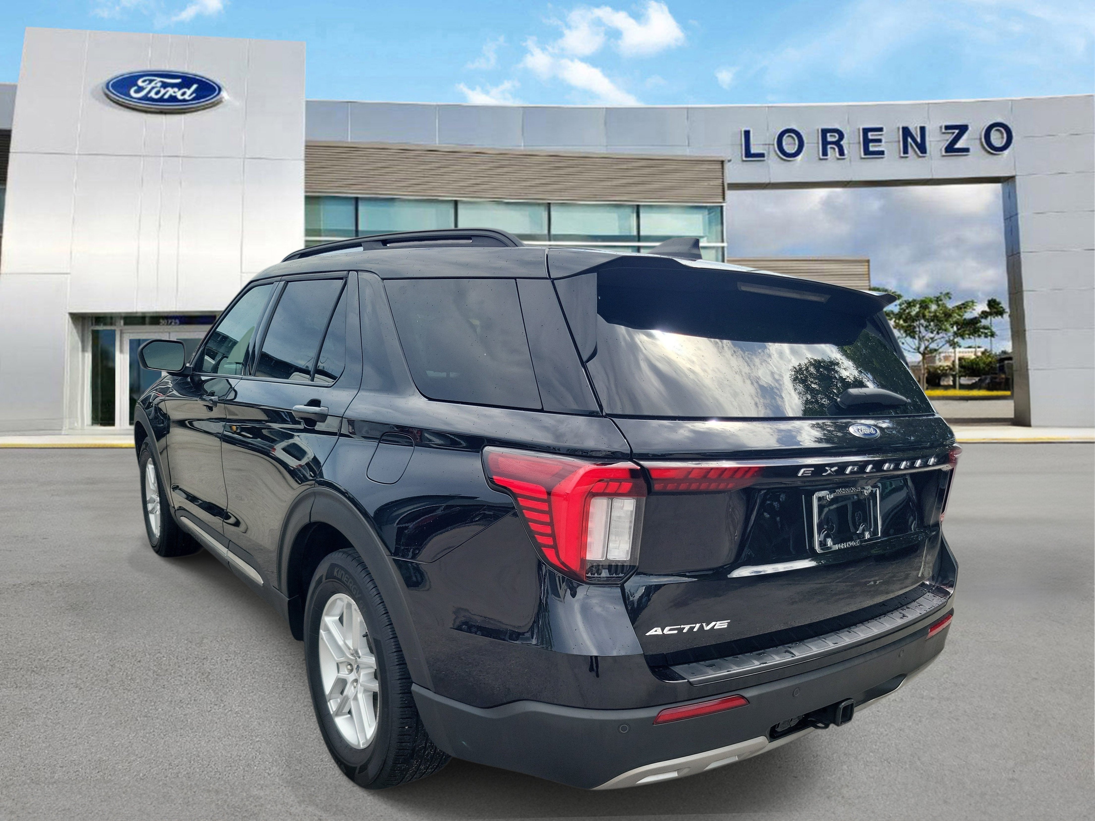 2025 Ford Explorer Active