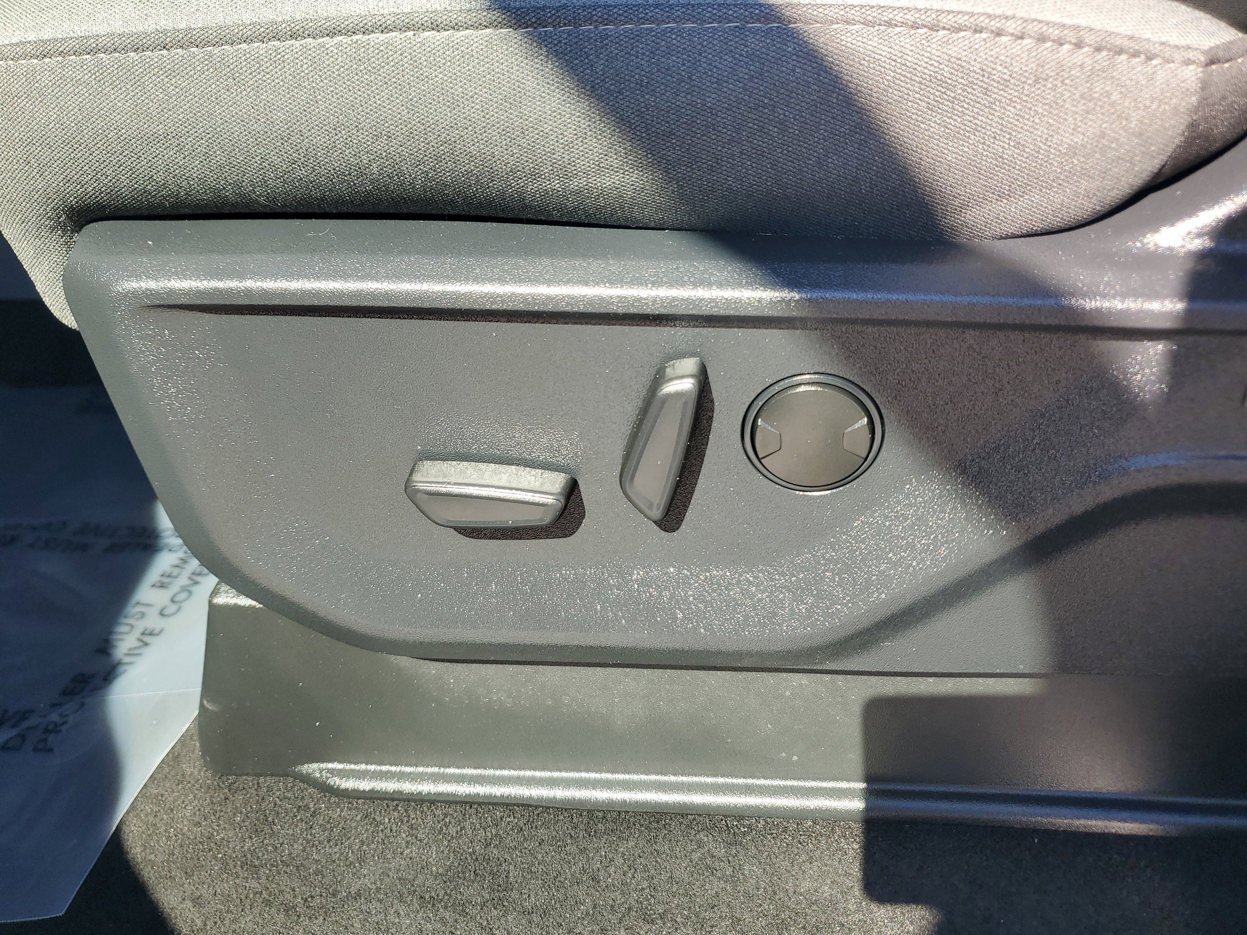 2024 Ford F-150 Lightning Flash 4WD