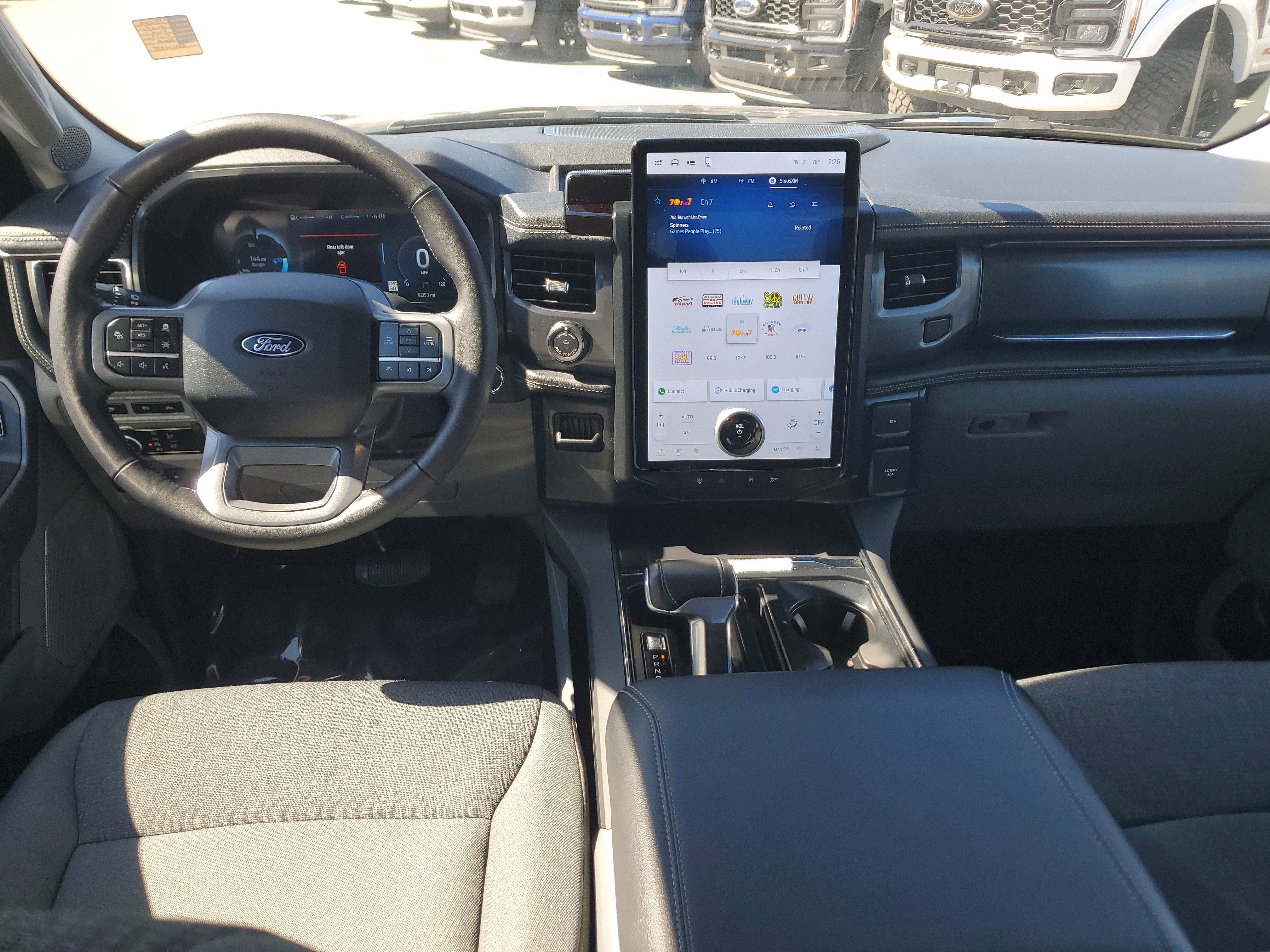 2024 Ford F-150 Lightning Flash 4WD