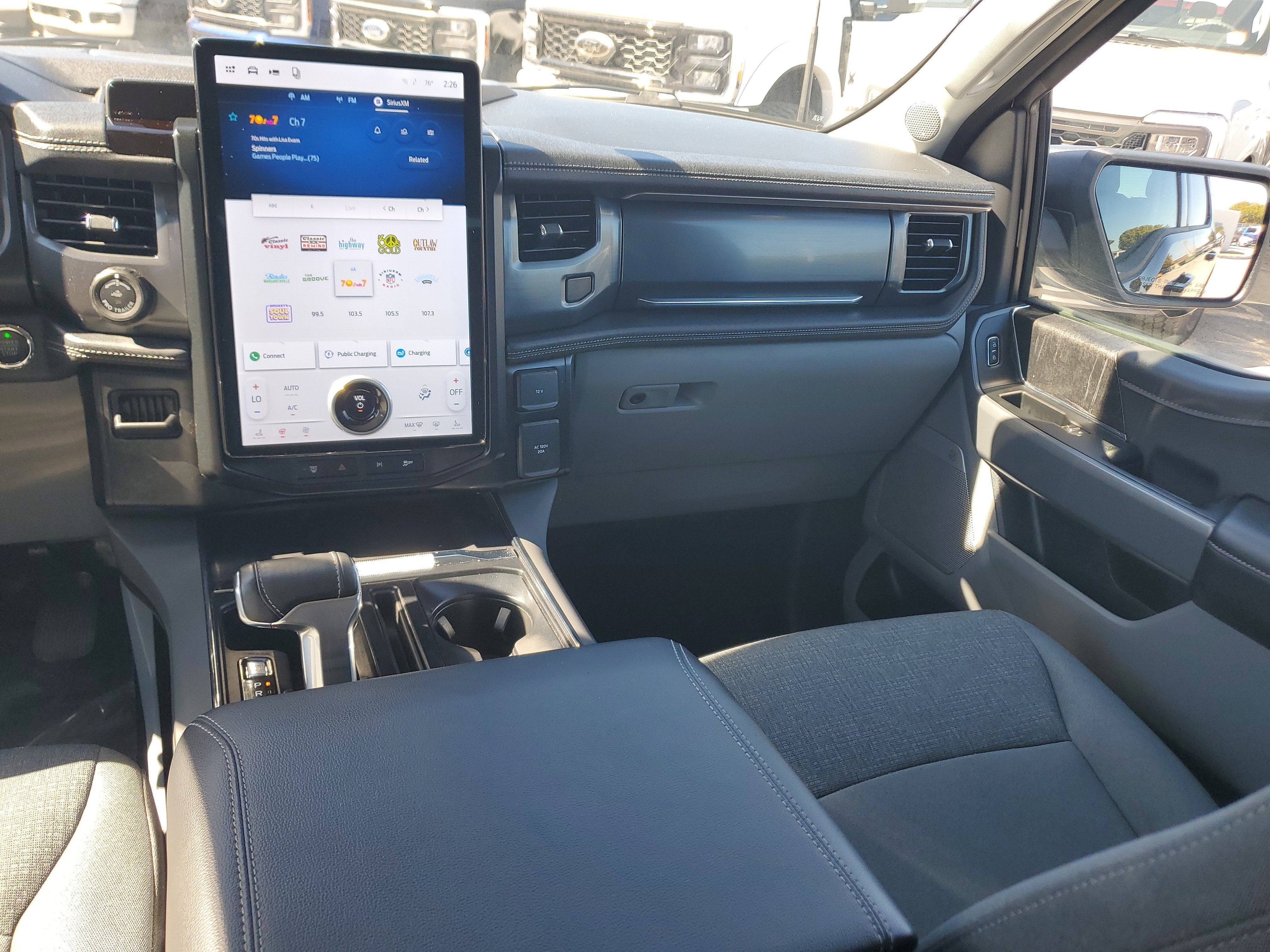 2024 Ford F-150 Lightning Flash 4WD