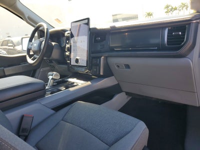 2024 Ford F-150 Lightning Flash 4WD