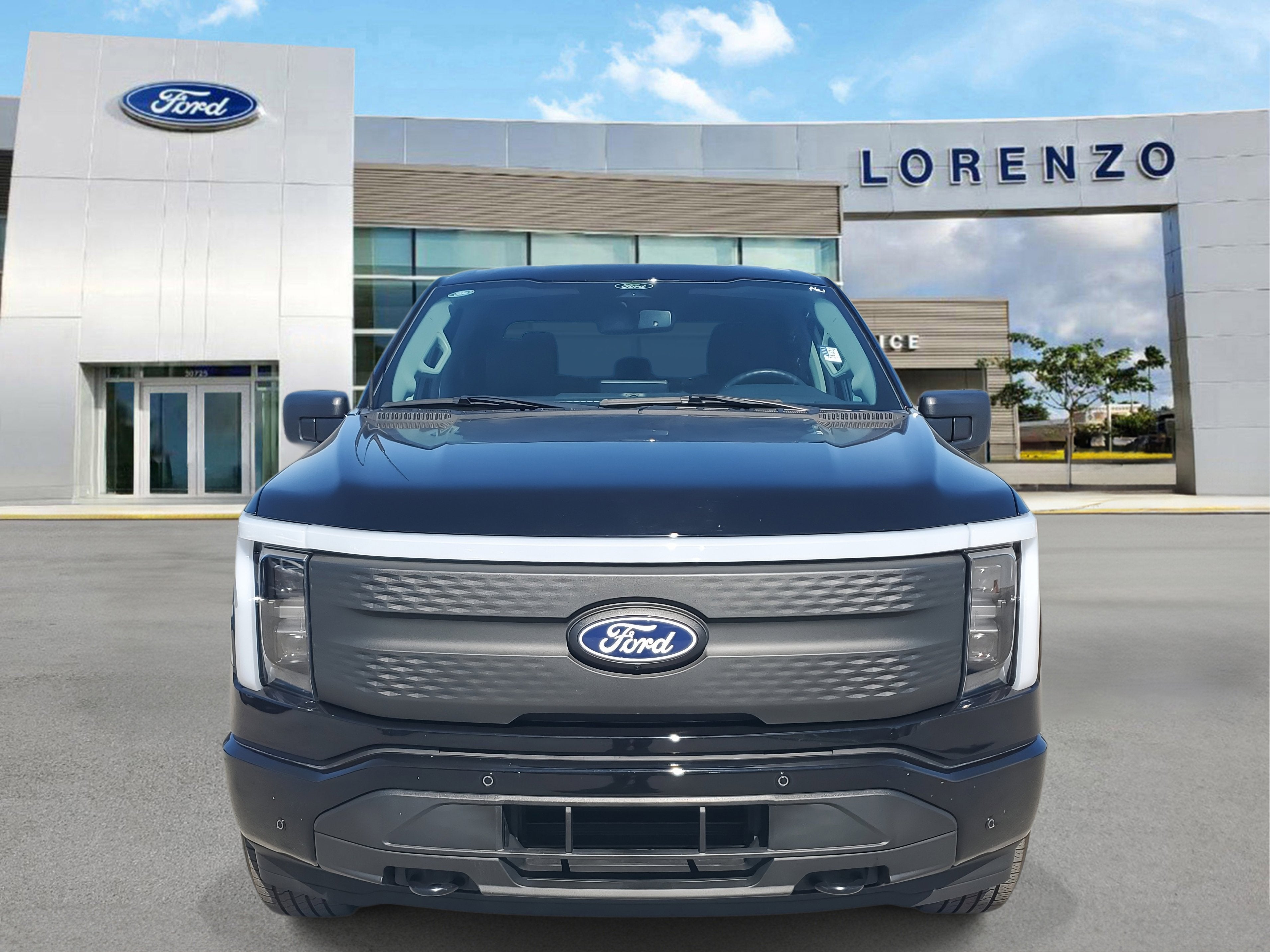 2024 Ford F-150 Lightning Flash 4WD