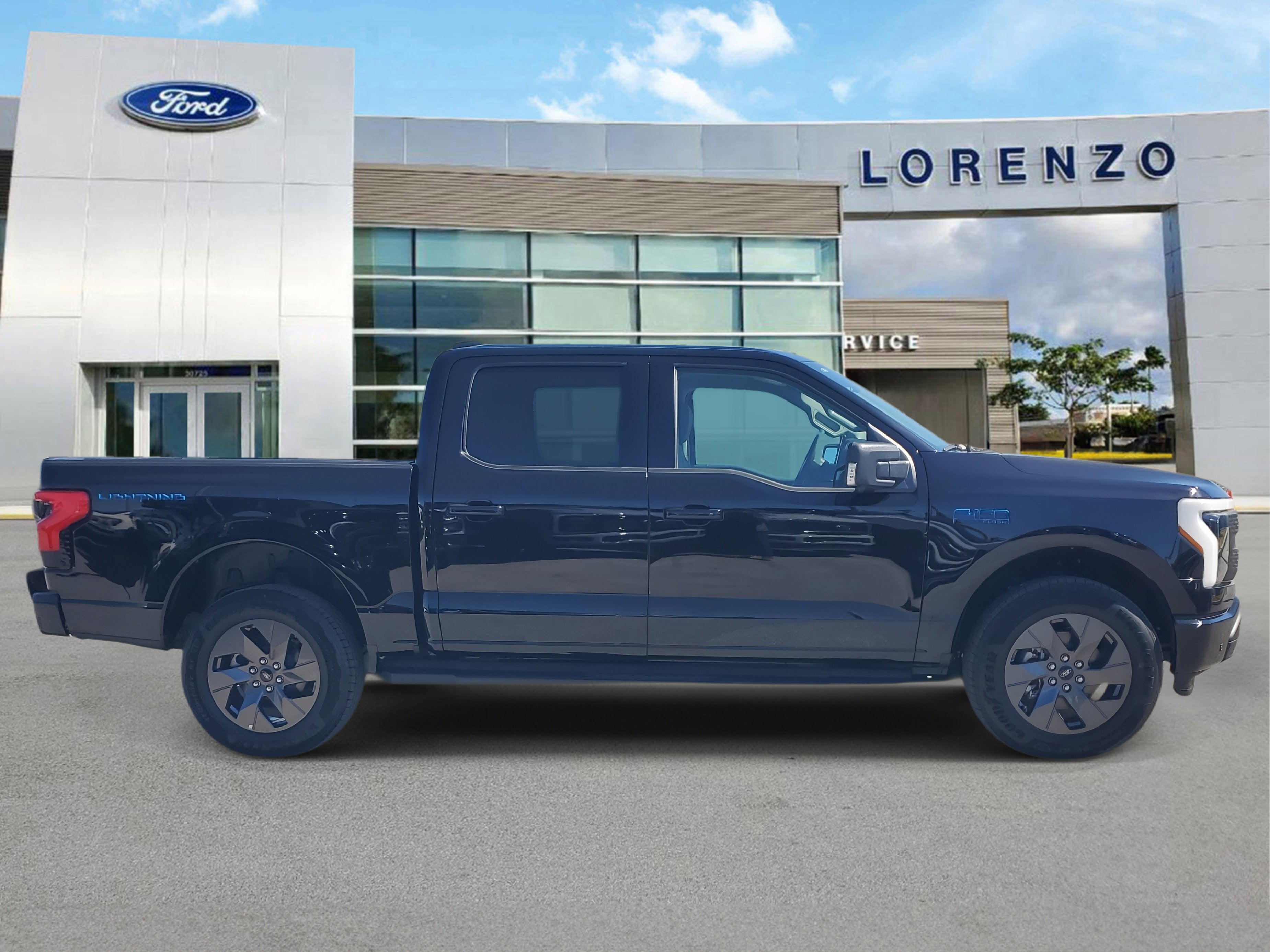 2024 Ford F-150 Lightning Flash 4WD