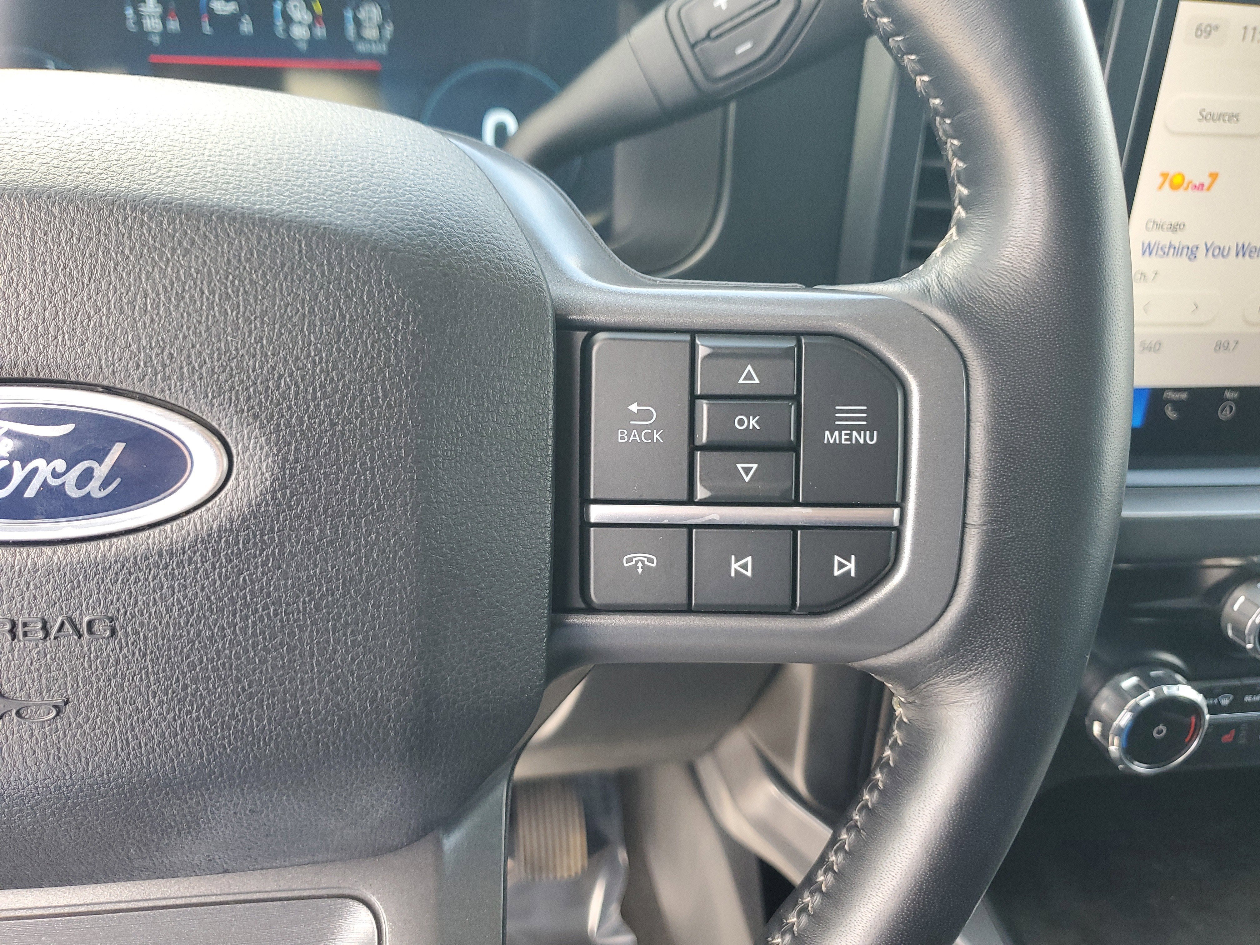 2024 Ford Super Duty F-250 SRW LARIAT 4WD Diesel