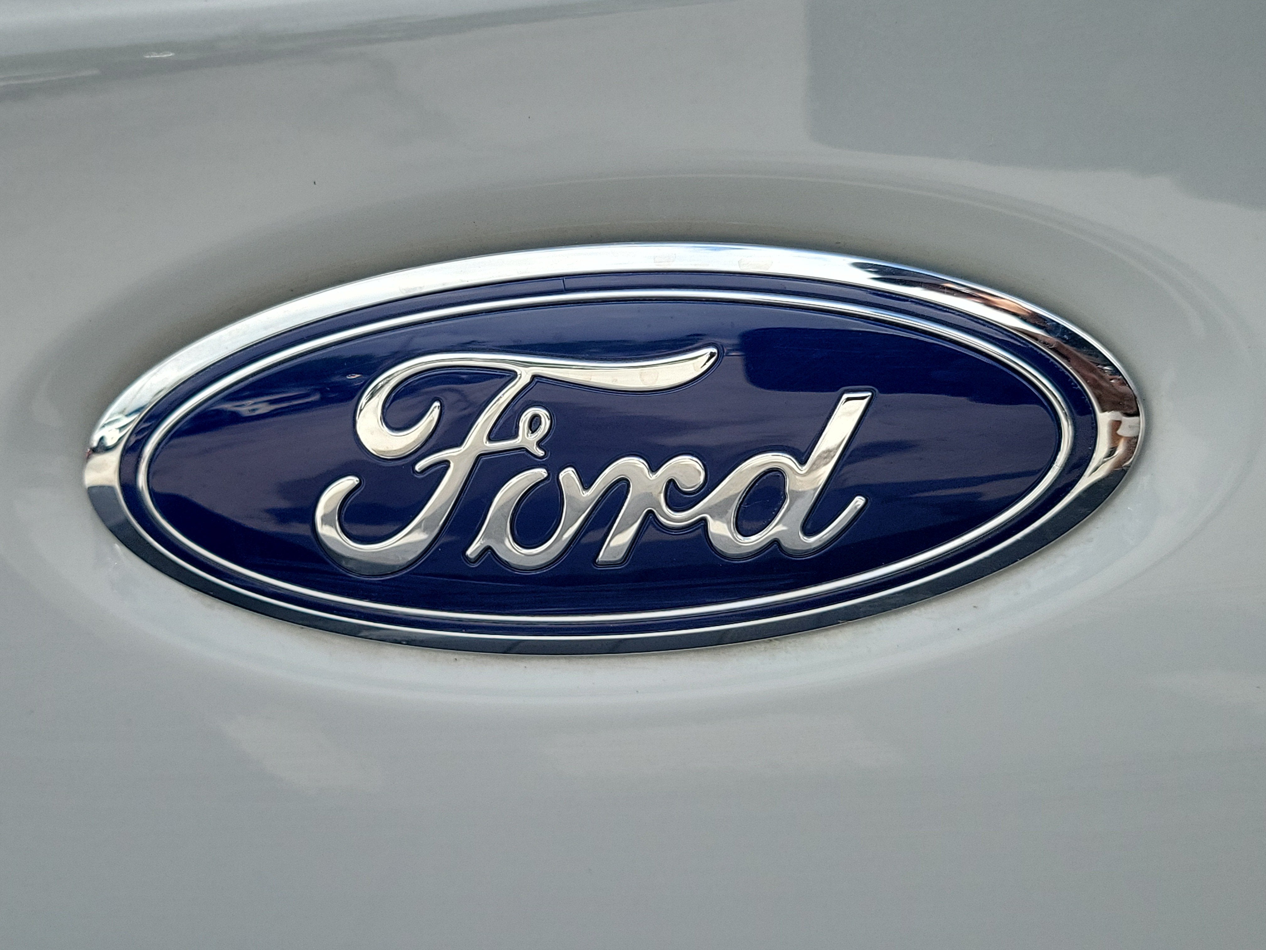 2025 Ford Super Duty F-250 SRW Platinum