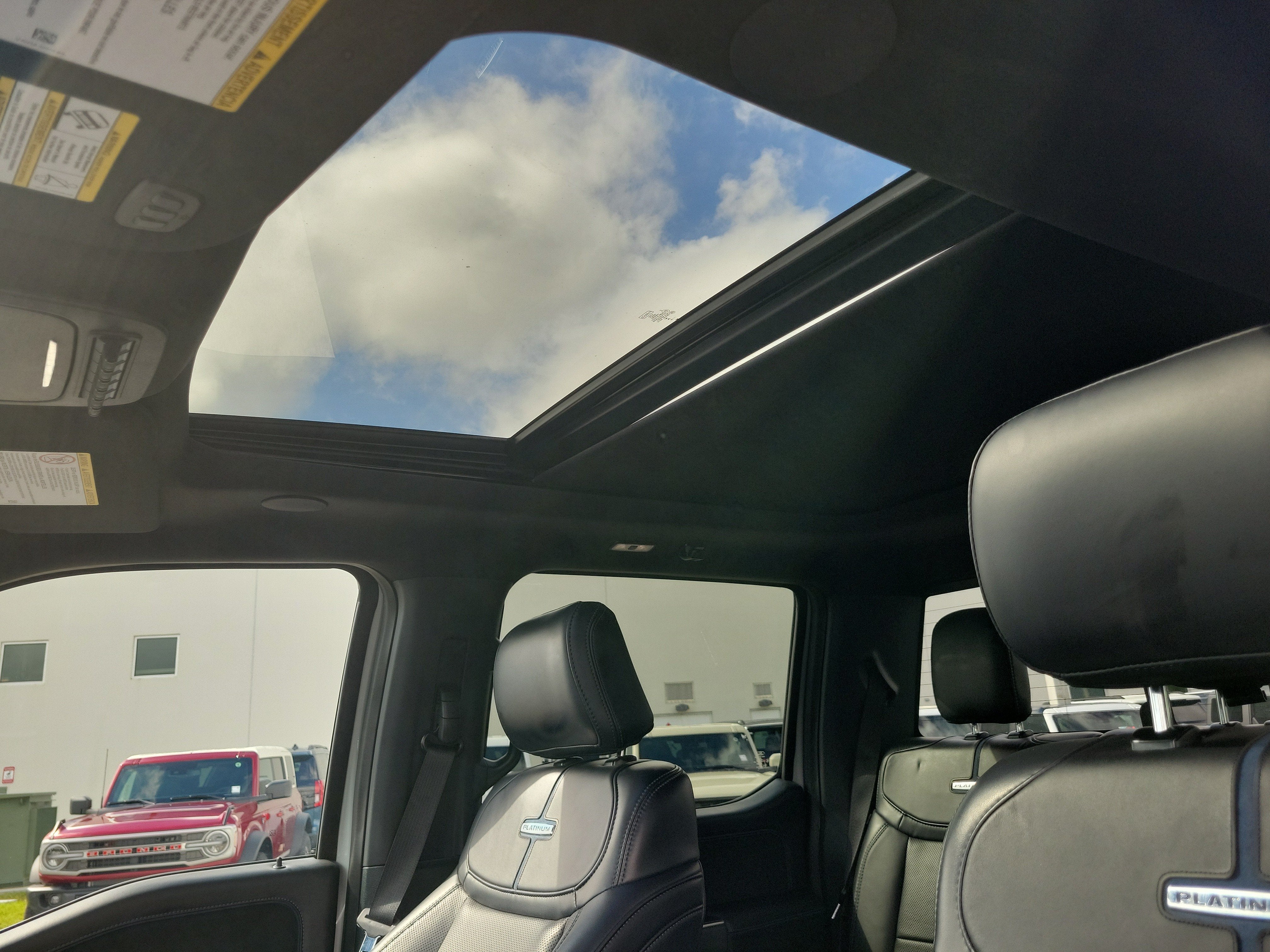 2025 Ford Super Duty F-250 SRW Platinum