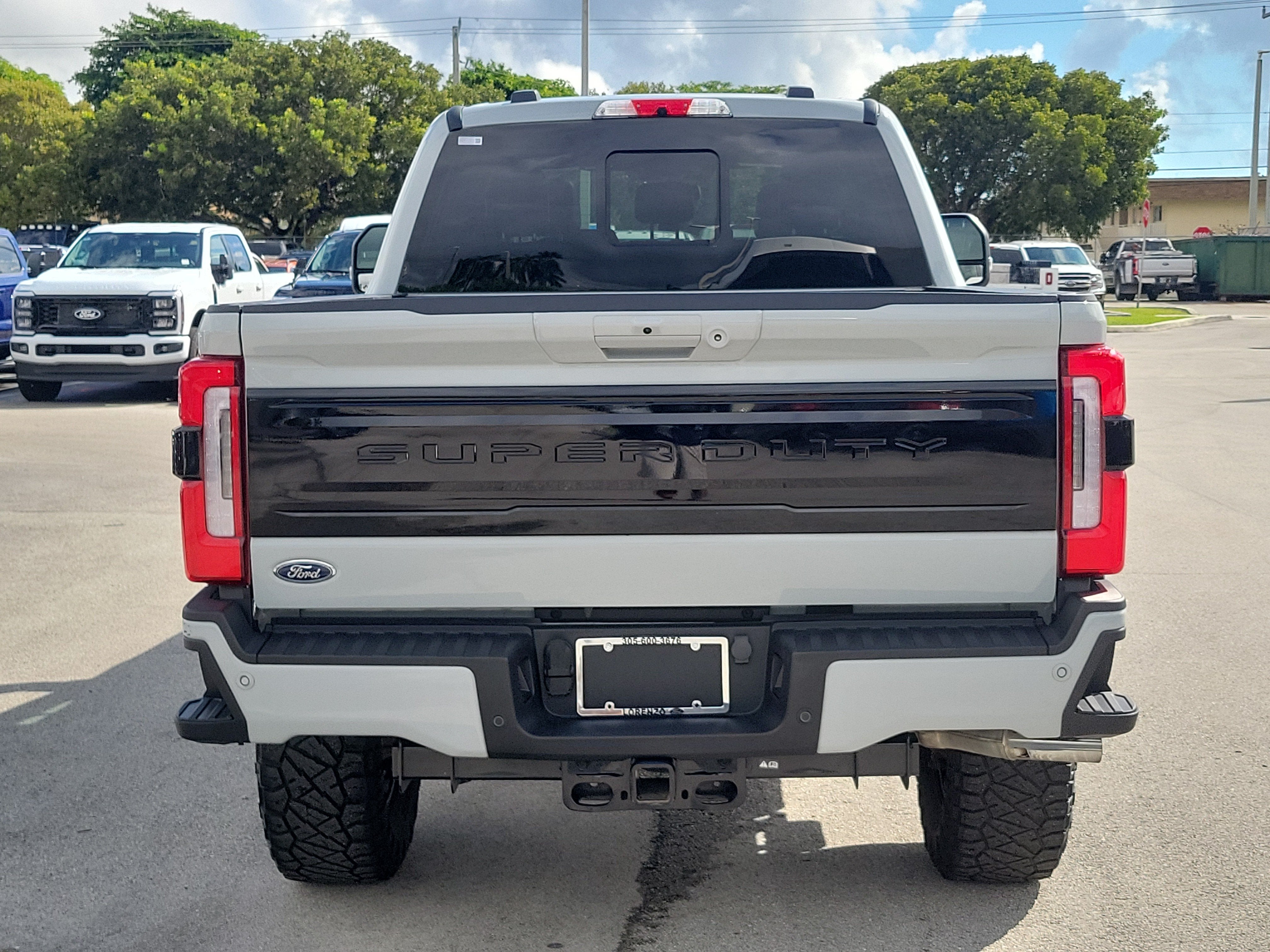 2025 Ford Super Duty F-250 SRW Platinum