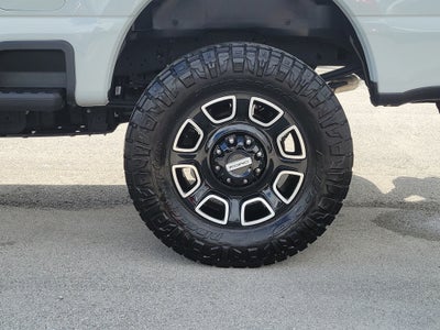 2025 Ford Super Duty F-250 SRW Platinum