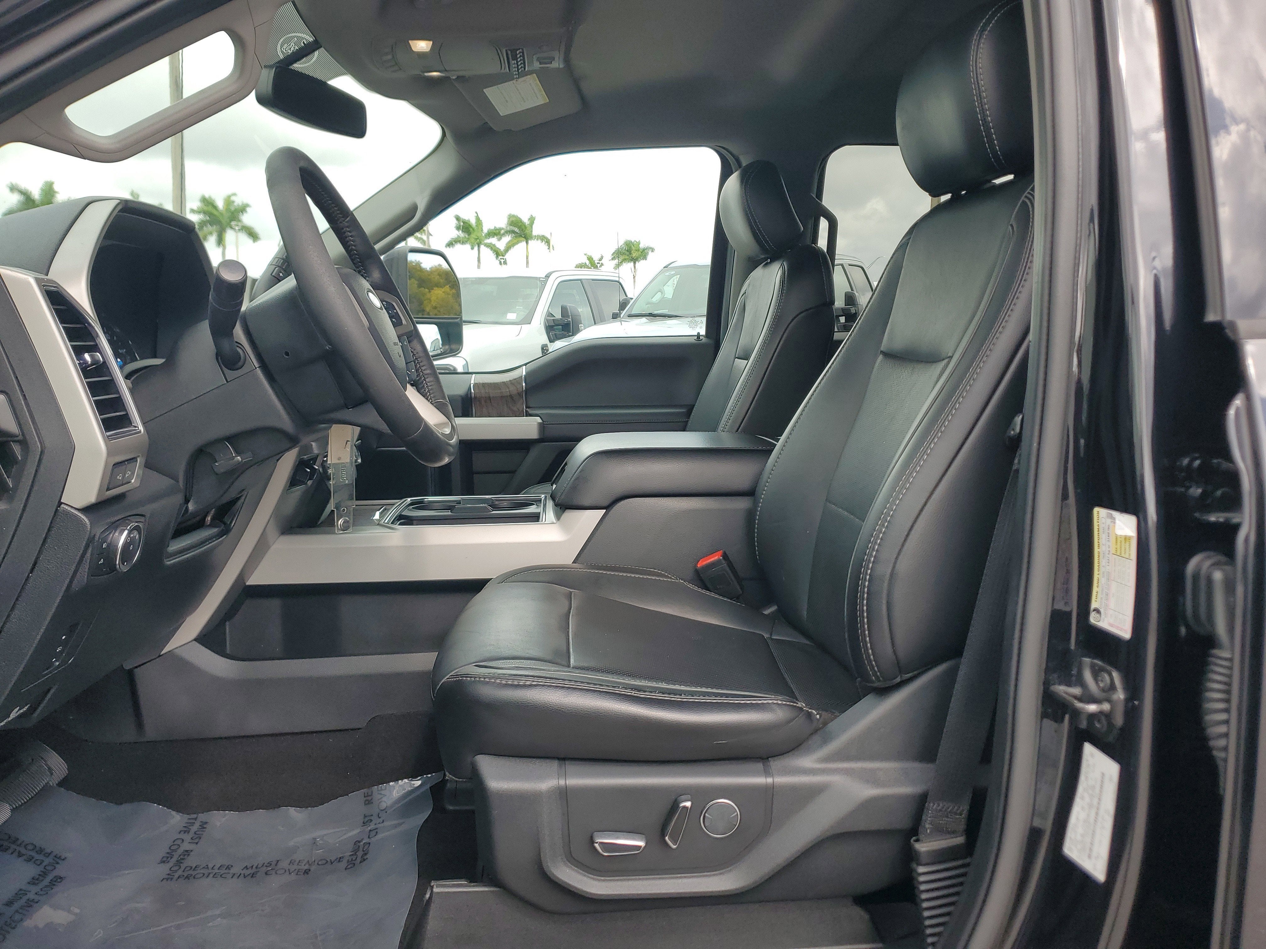 2019 Ford Super Duty F-350 SRW LARIAT 4WD Diesel