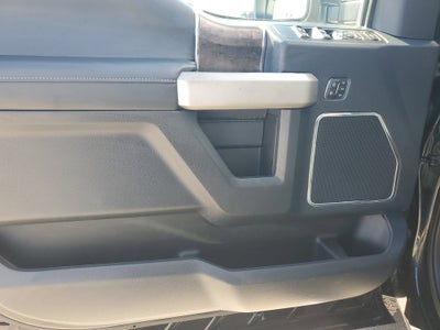 2022 Ford Super Duty F-350 SRW LARIAT 4WD Diesel