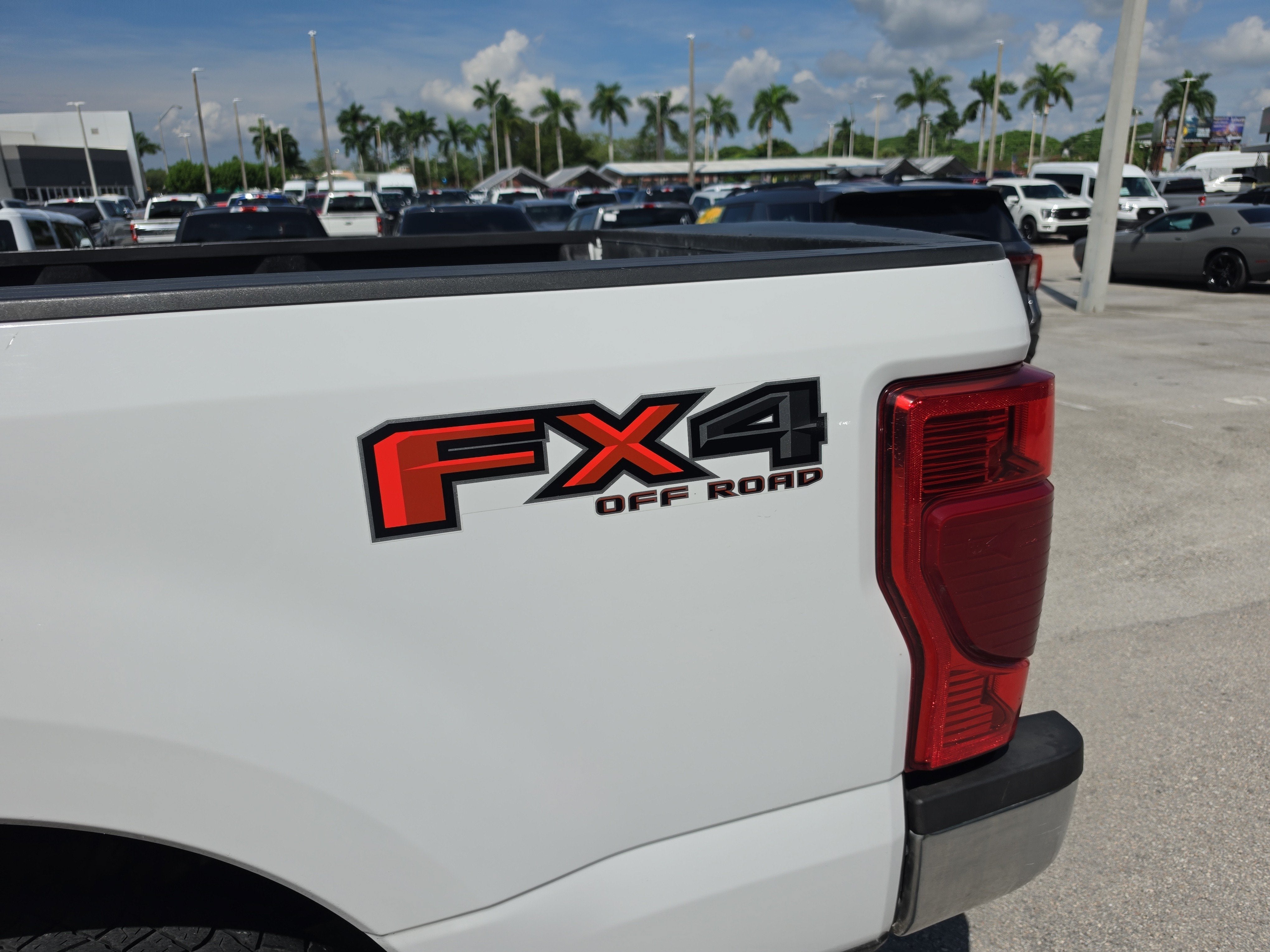 2021 Ford Super Duty F-350 SRW XLT 4WD Diesel