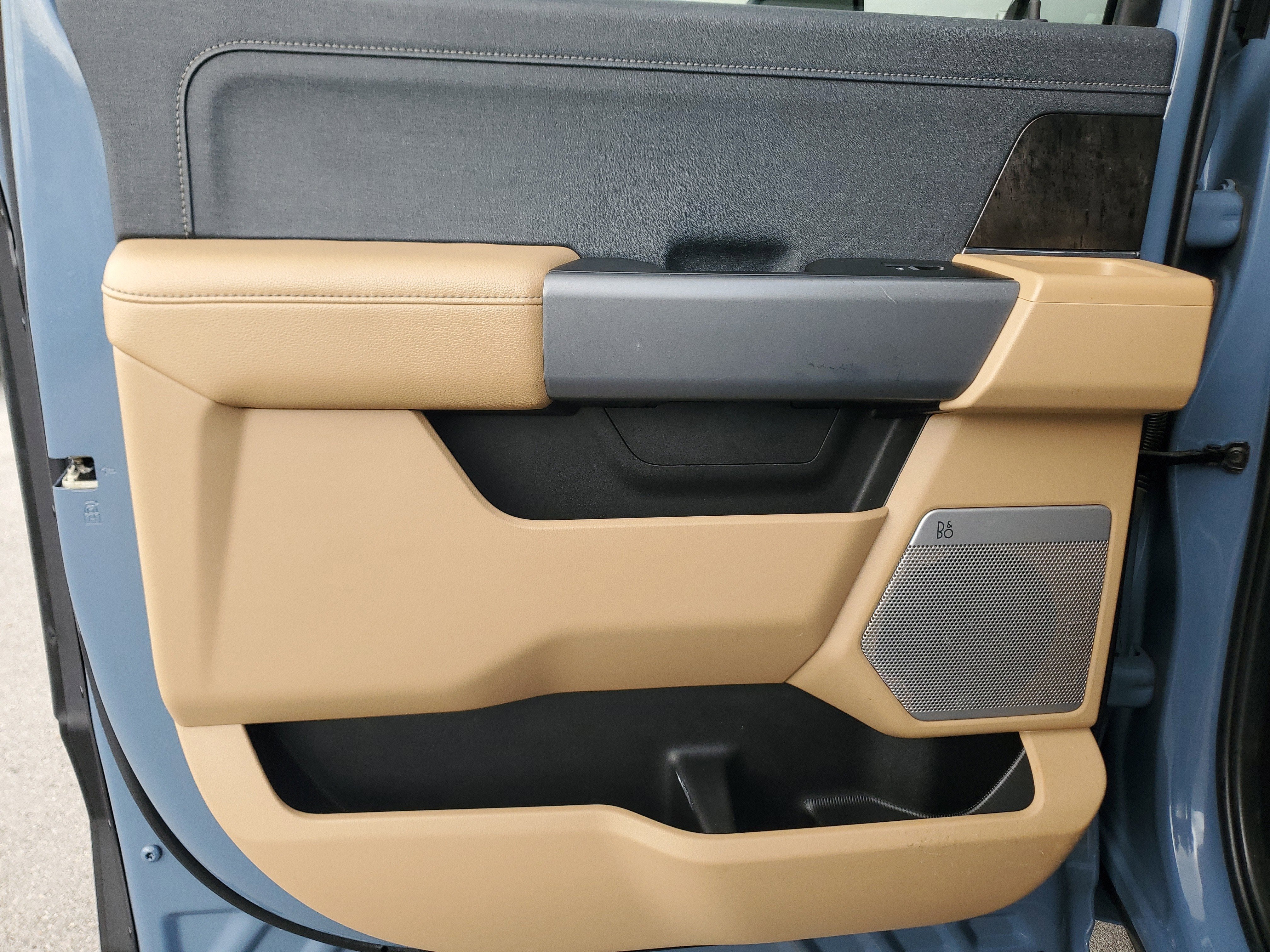 2023 Ford Super Duty F-350 DRW LARIAT 4WD Diesel