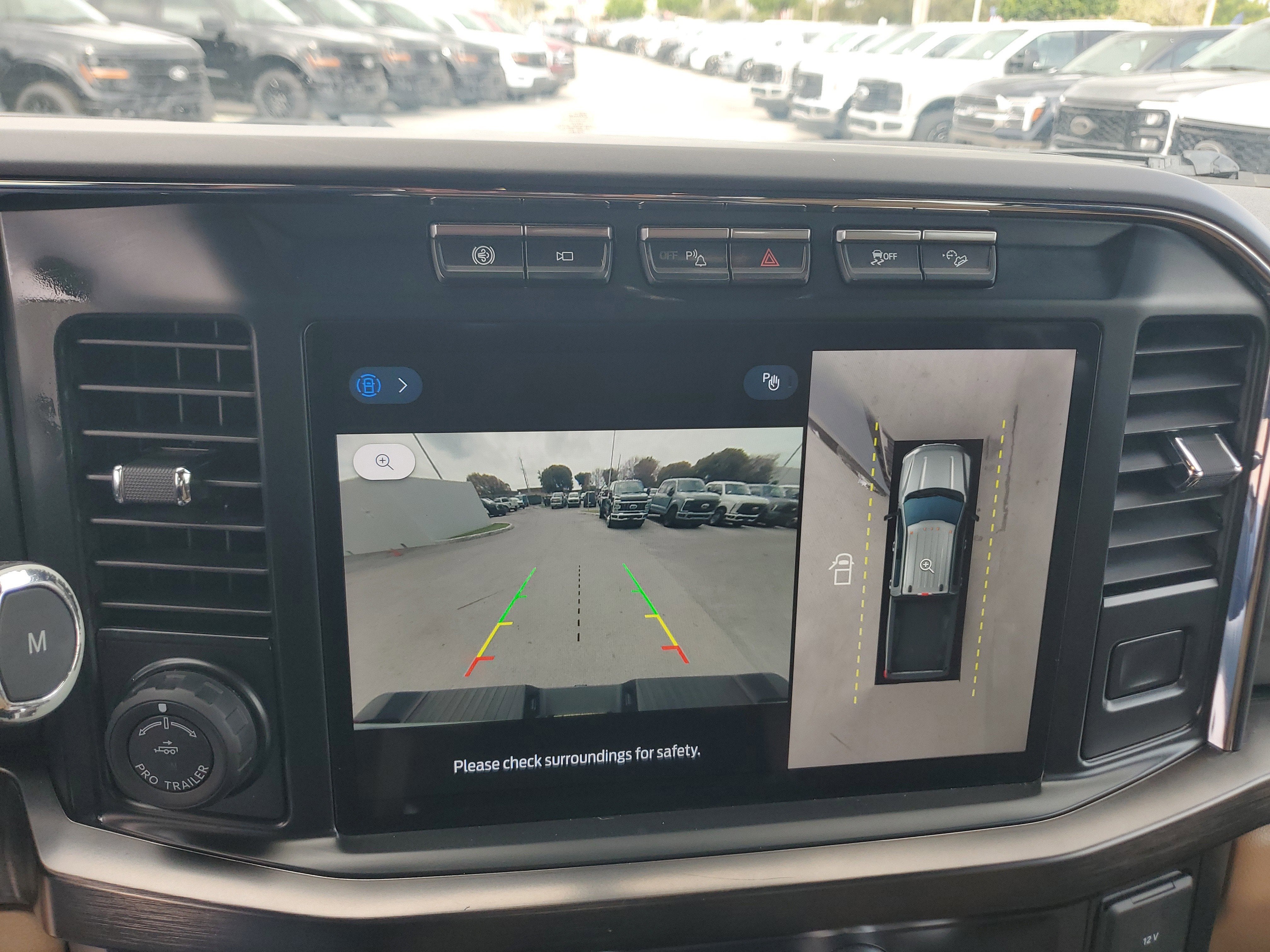 2023 Ford Super Duty F-350 DRW LARIAT 4WD Diesel