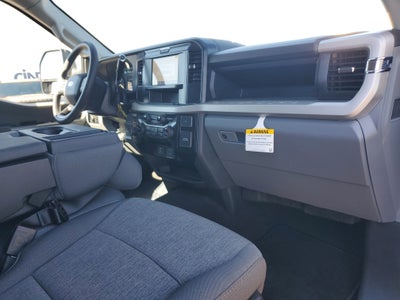 2026 Ford Super Duty F-350 DRW XL