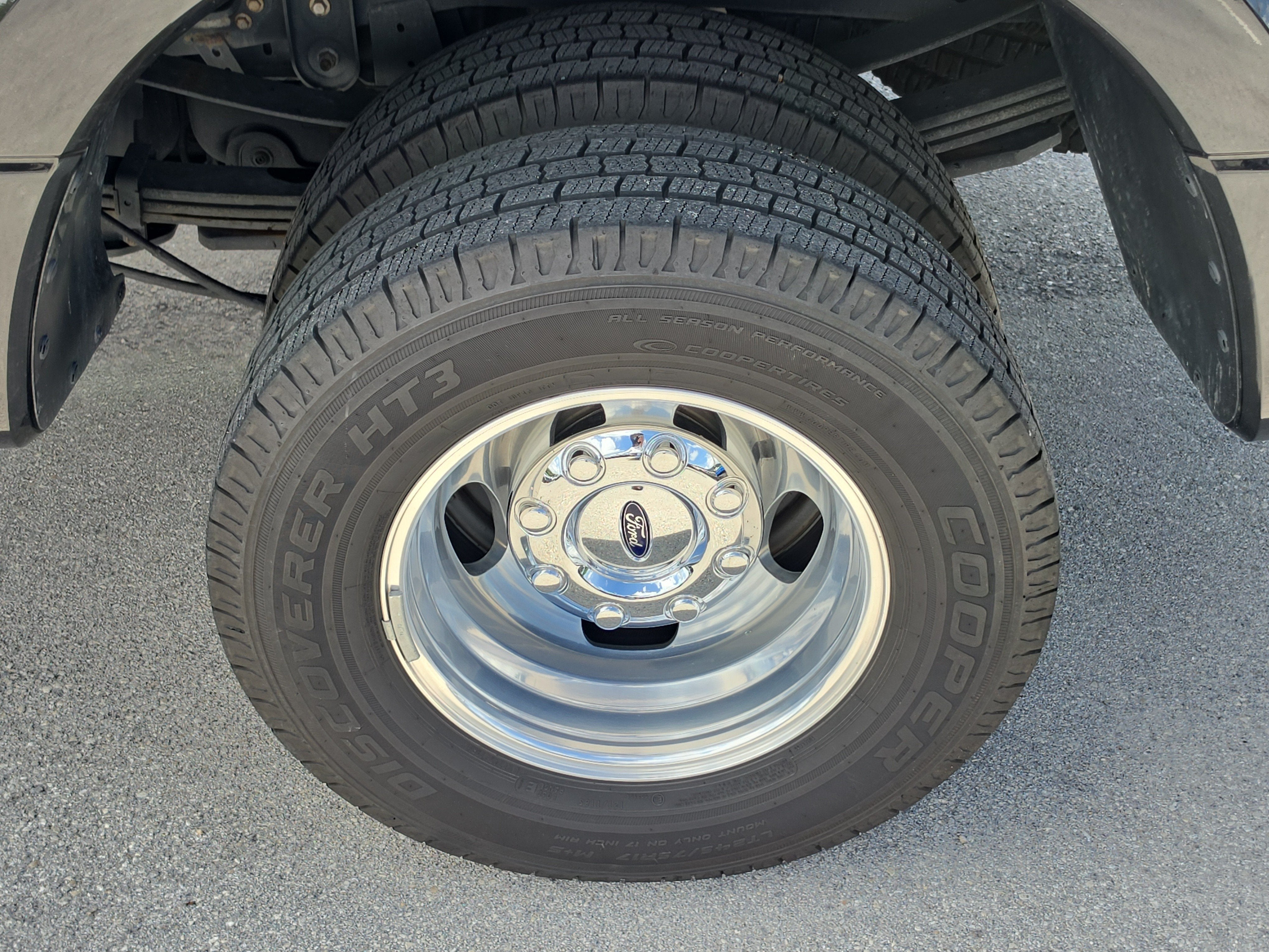 2020 Ford Super Duty F-350 DRW LARIAT 4WD Diesel
