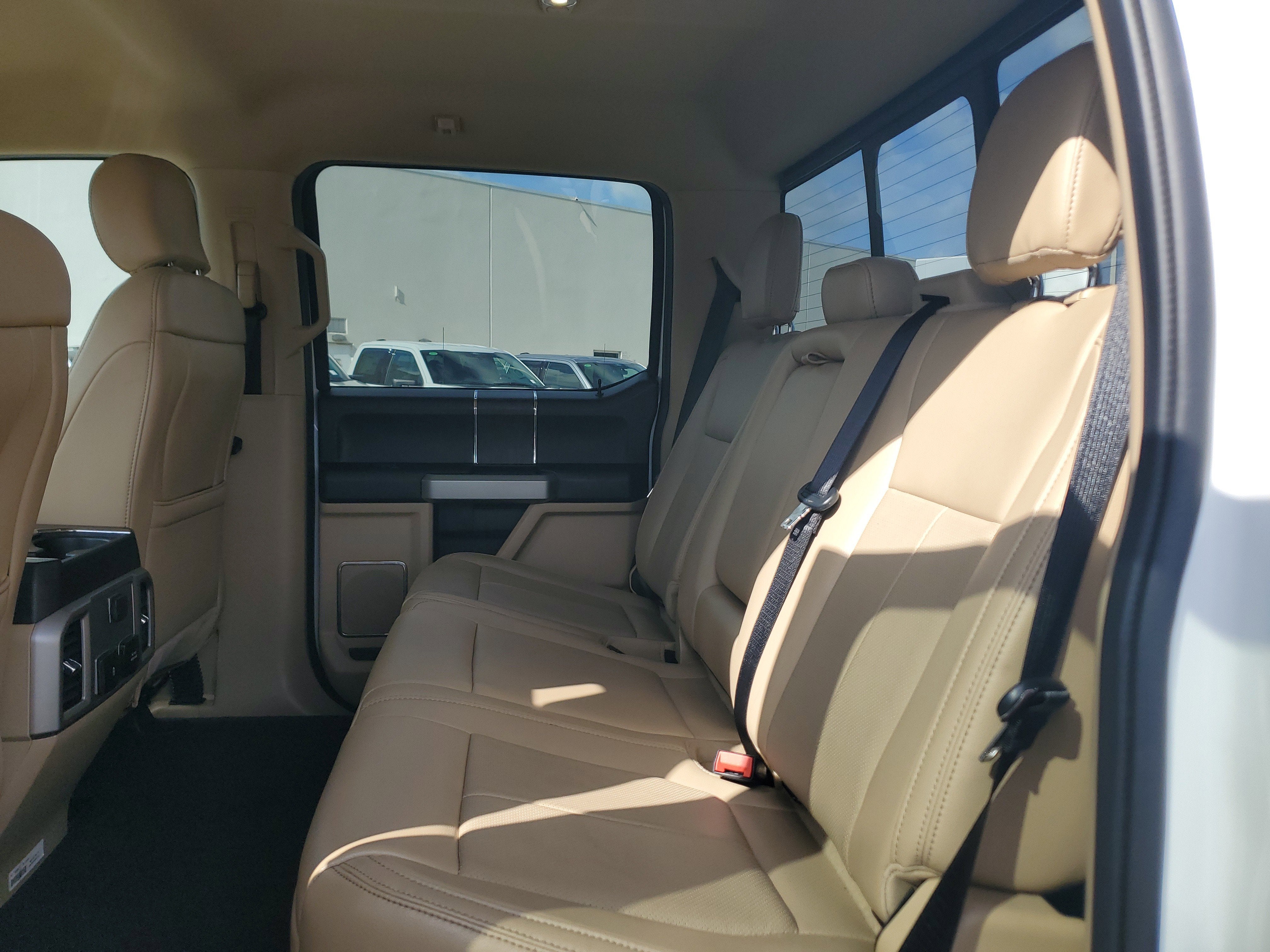 2020 Ford Super Duty F-350 DRW LARIAT 4WD Diesel