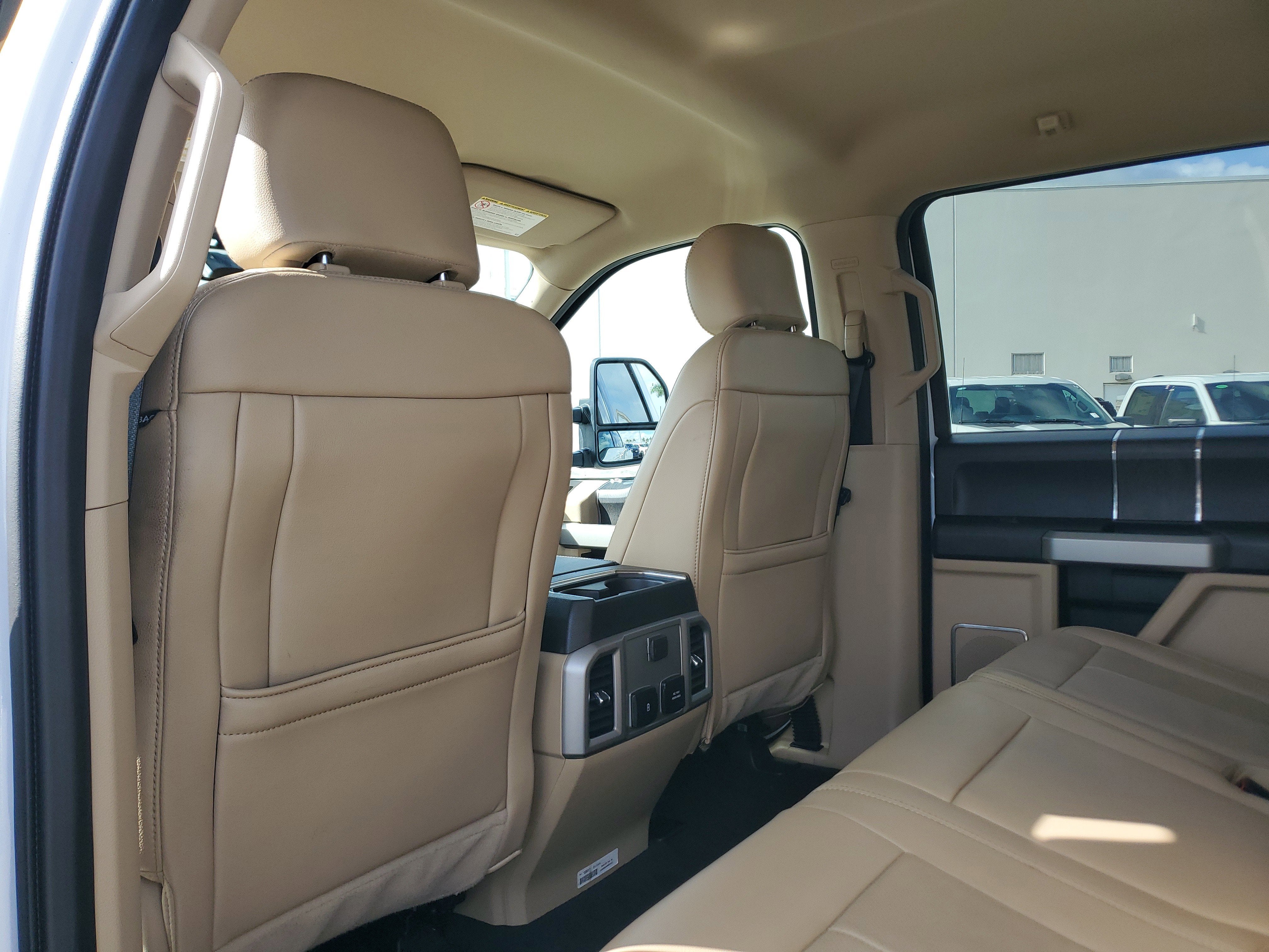 2020 Ford Super Duty F-350 DRW LARIAT 4WD Diesel