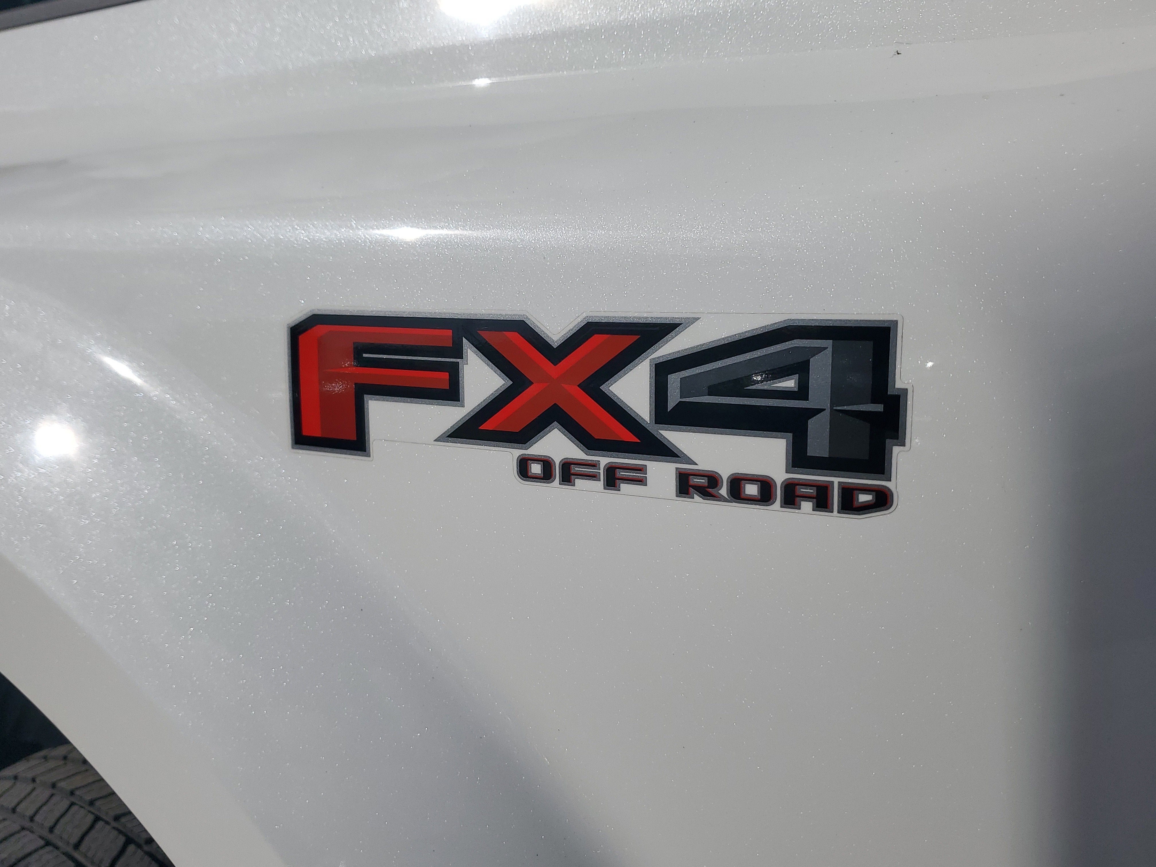 2020 Ford Super Duty F-350 DRW LARIAT 4WD Diesel