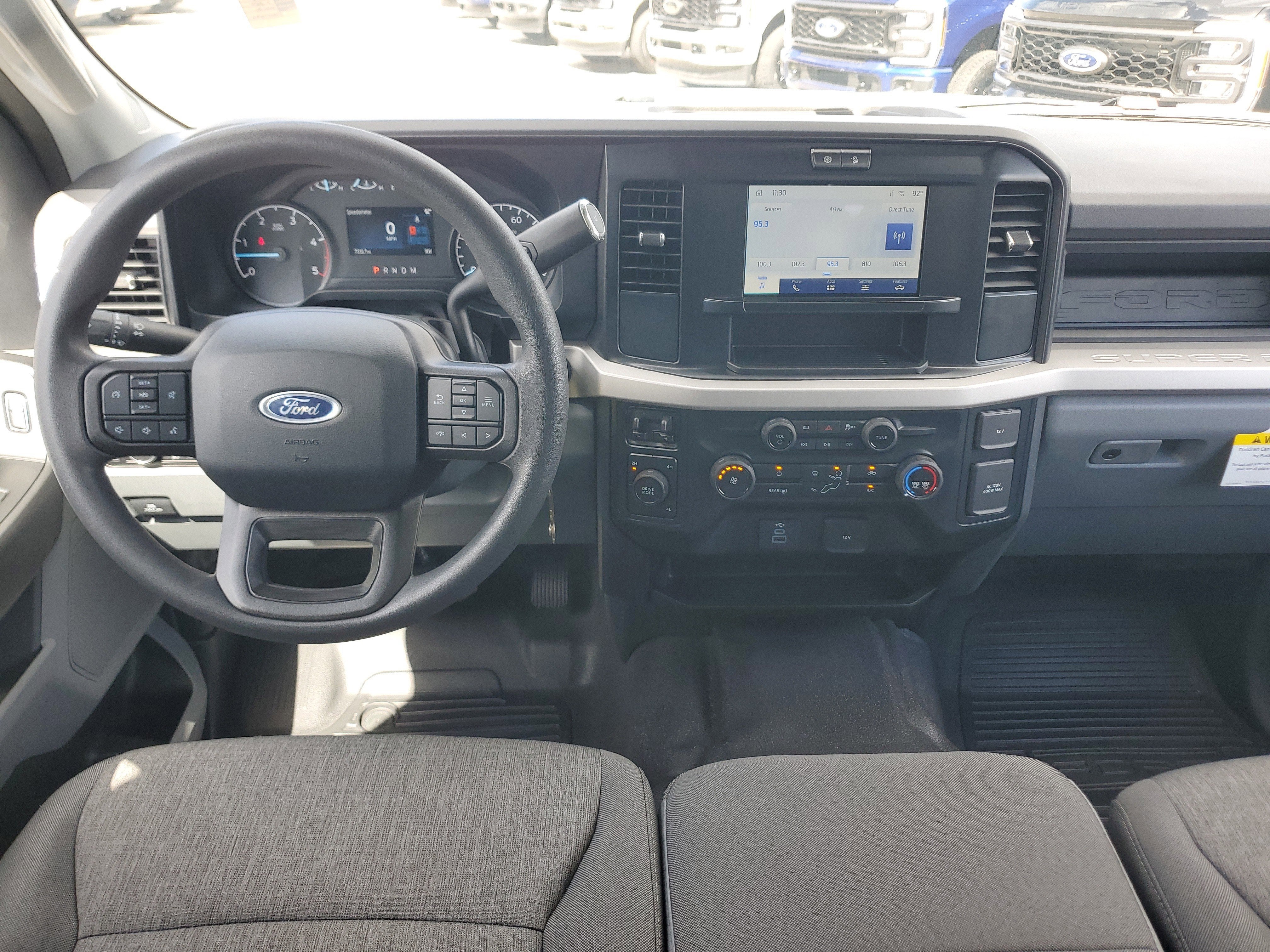 2025 Ford Super Duty F-350 DRW XL 4WD Diesel